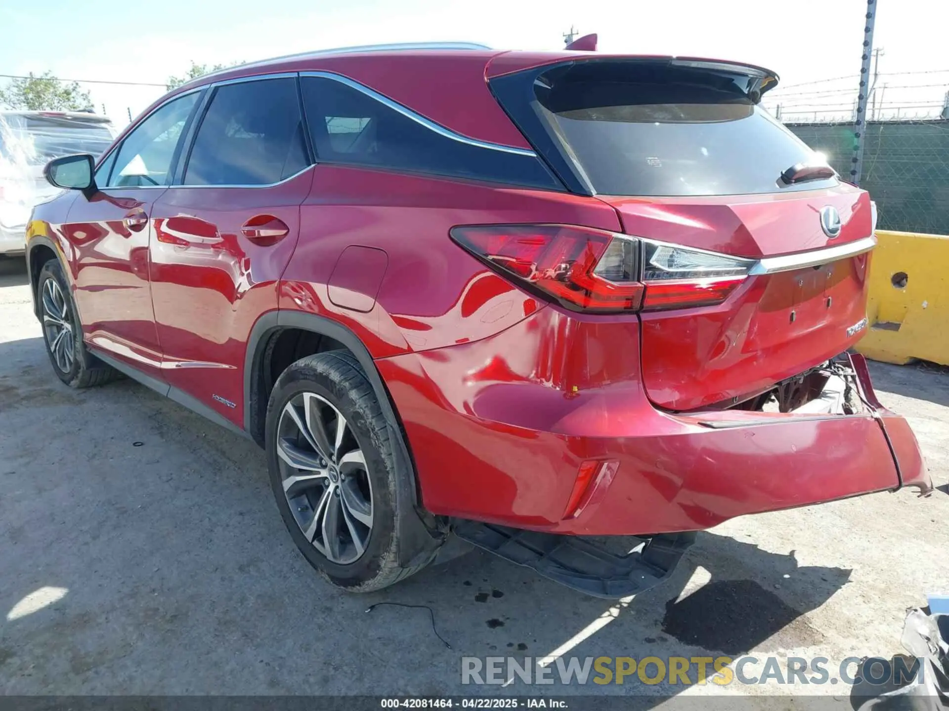 3 Photograph of a damaged car JTJHGKFA9L2011594 LEXUS RX 450HL 2020