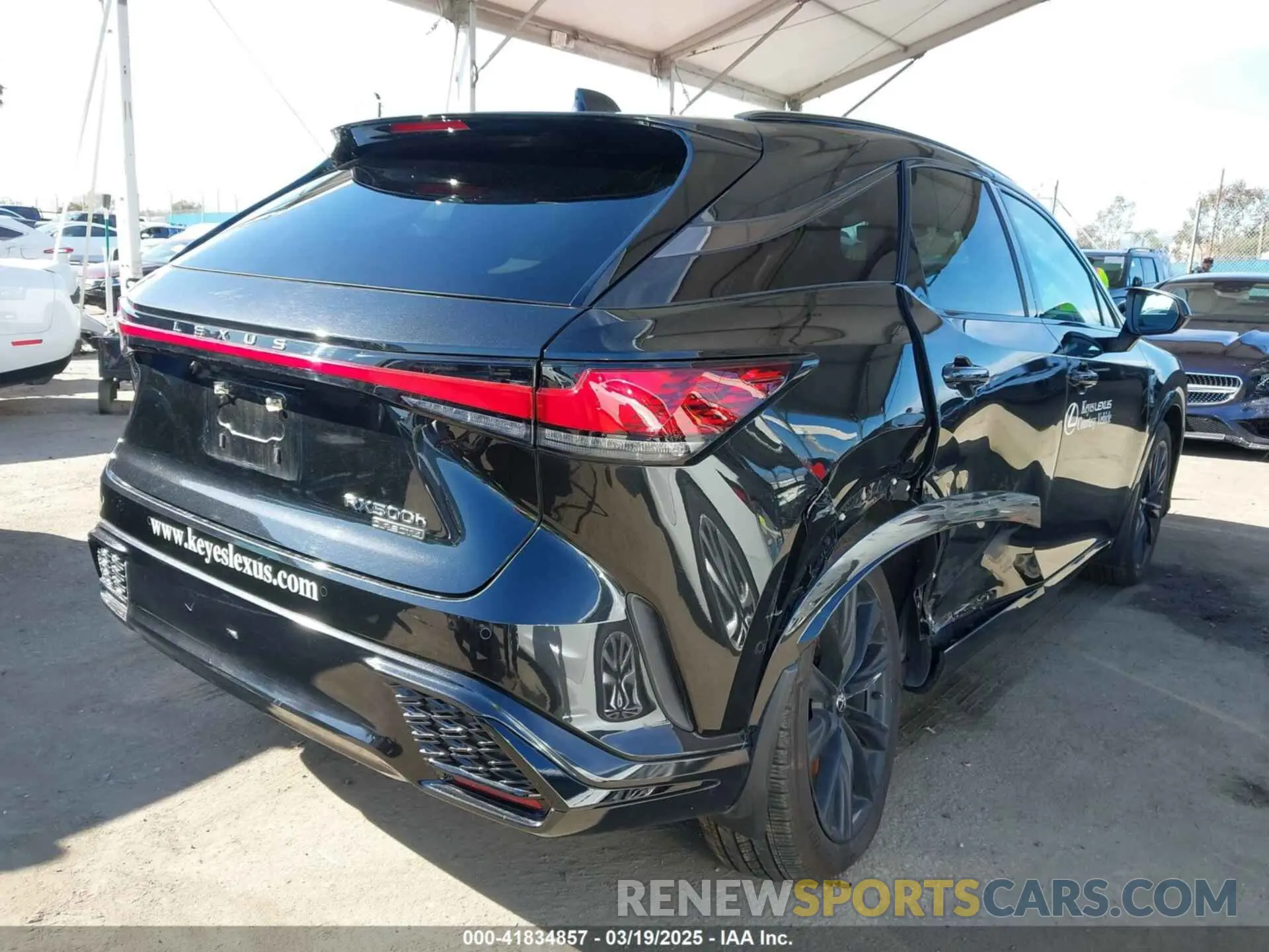 4 Photograph of a damaged car 2T2BCMEA1PC010072 LEXUS RX 500H 2023
