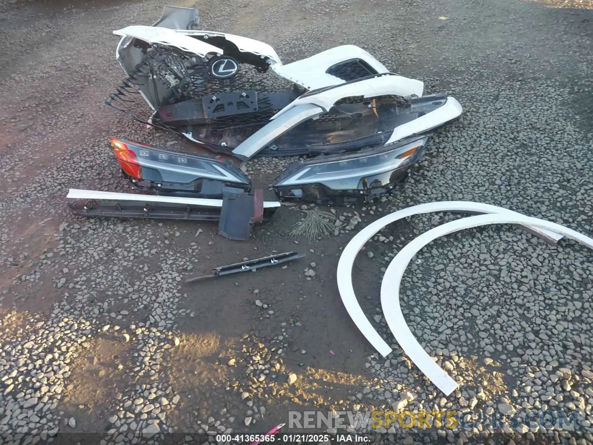 12 Photograph of a damaged car 2T2BCMEA1RC012987 LEXUS RX 500H 2024