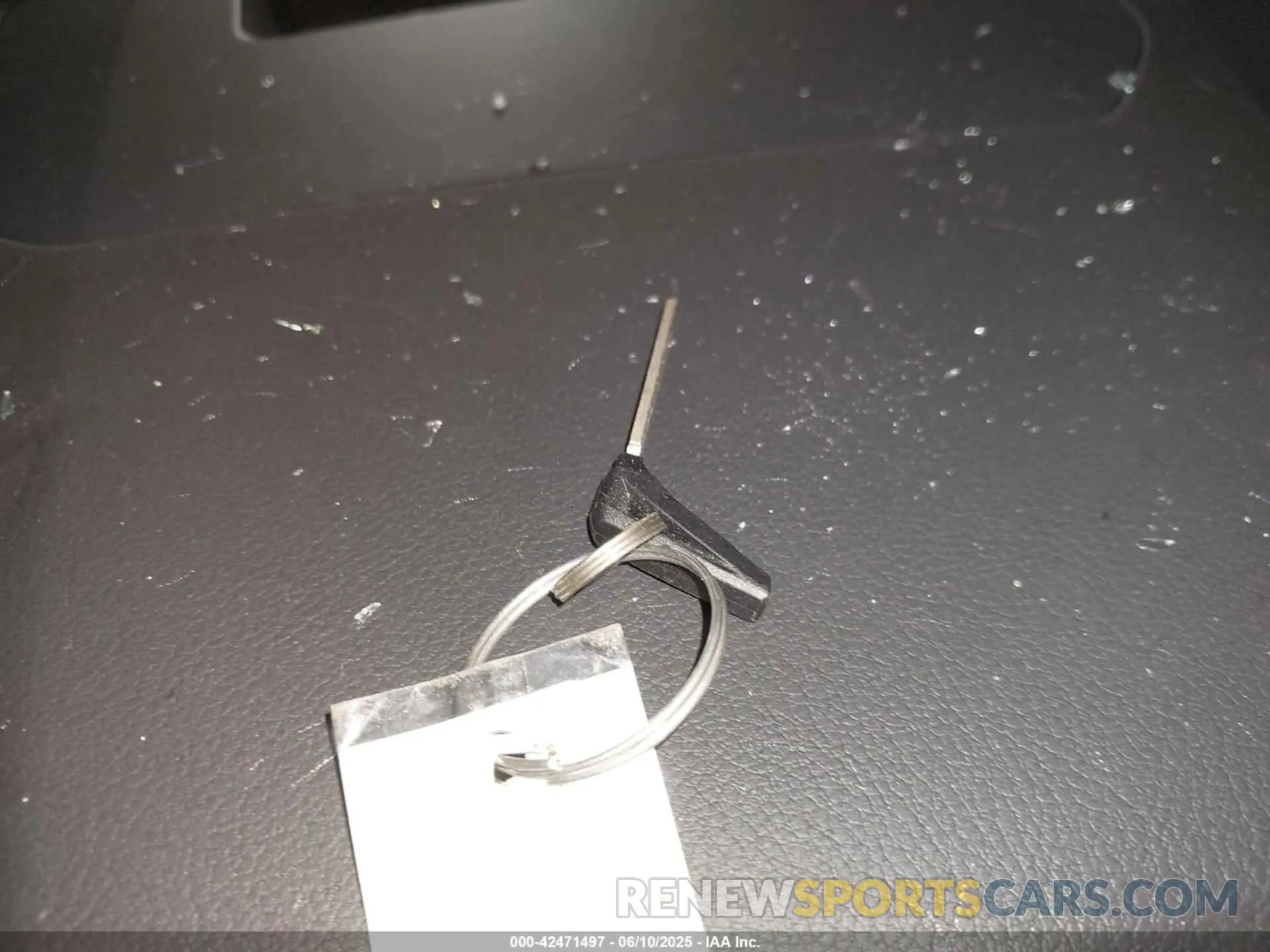 11 Photograph of a damaged car 2T2BCMEA3RC015227 LEXUS RX 500H 2024