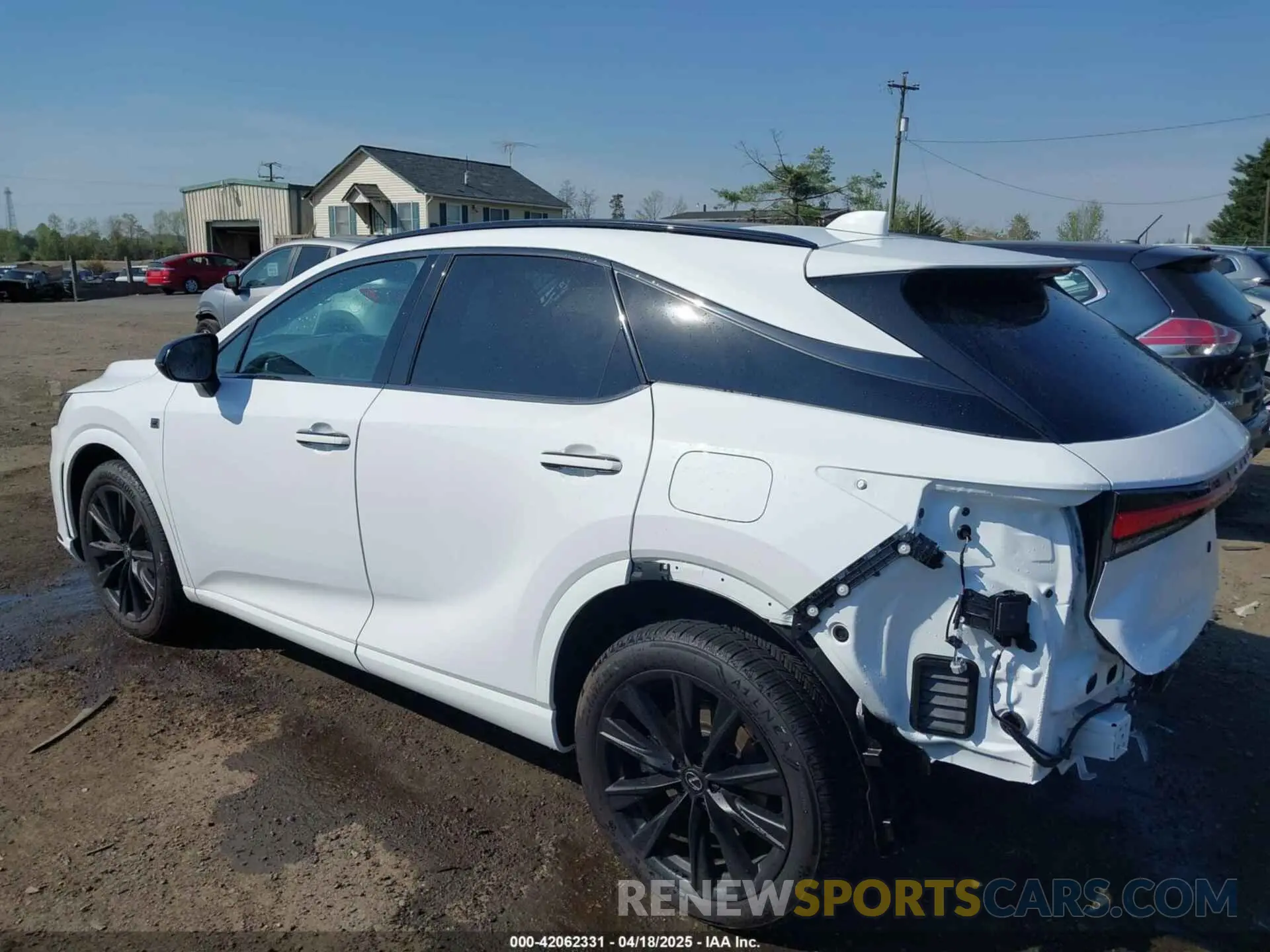 3 Photograph of a damaged car 2T2BCMEAXSC021242 LEXUS RX 500H 2025