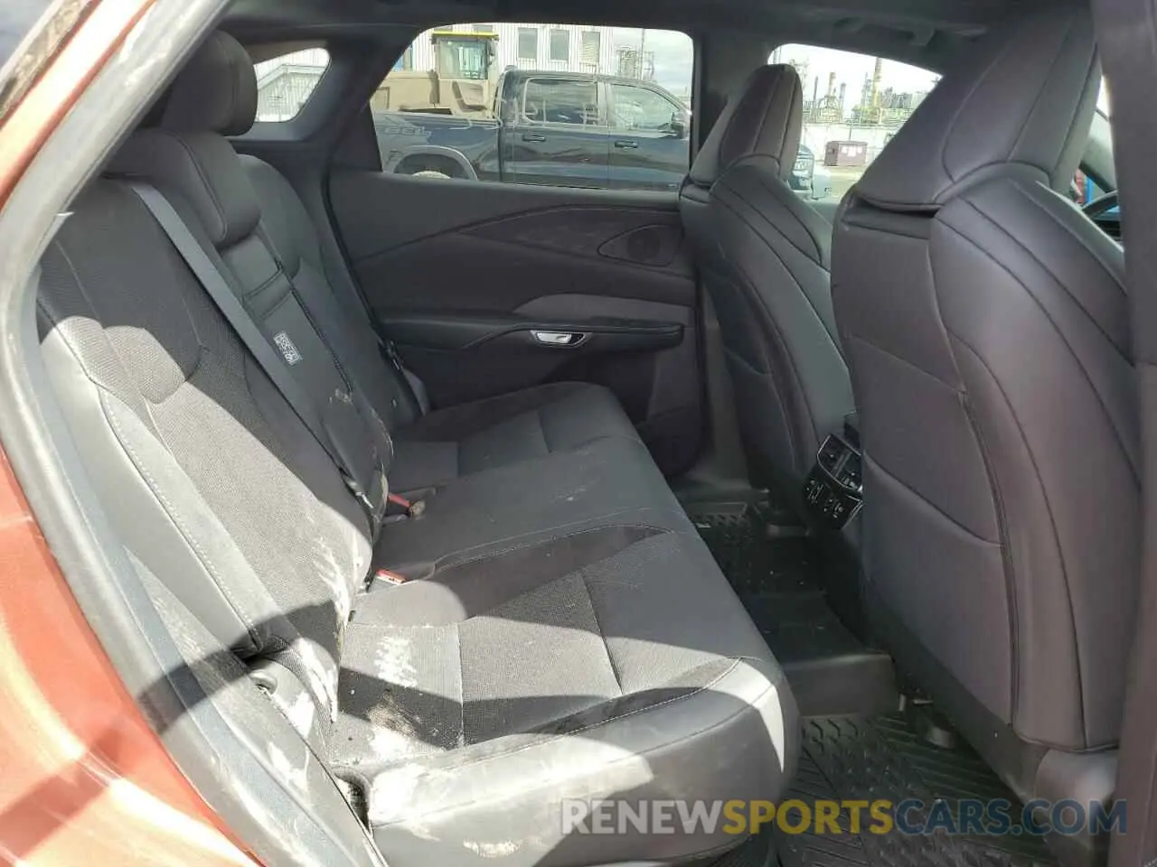 10 Photograph of a damaged car 2T2BCMEAXPC008143 LEXUS RX 500H F 2023