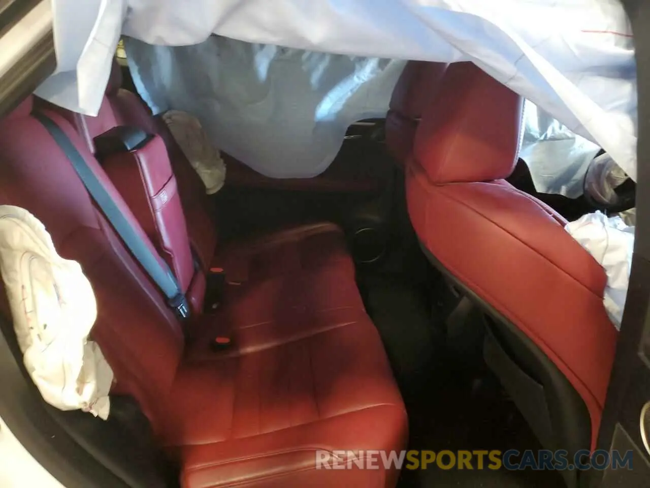 11 Photograph of a damaged car 2T2ZZMCA5HC077243 LEXUS RX350 2017