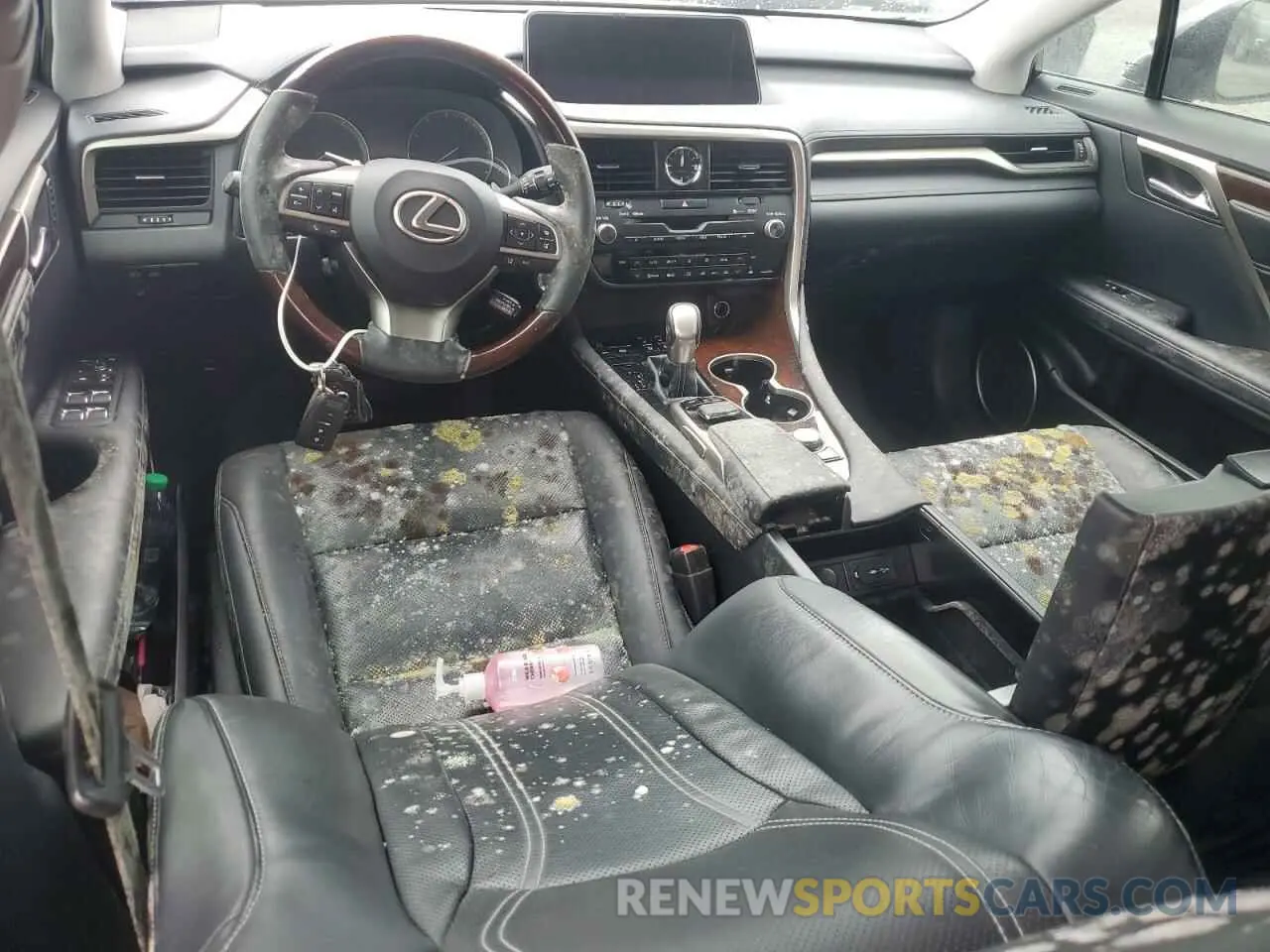 8 Photograph of a damaged car 2T2BZMCA2KC181908 LEXUS RX350 2019