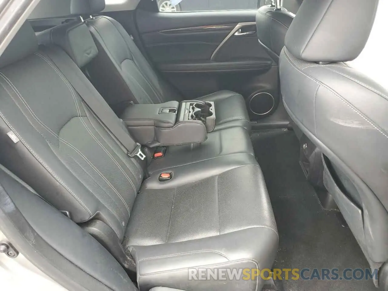 11 Photograph of a damaged car 2T2BZMCA3KC203379 LEXUS RX350 2019