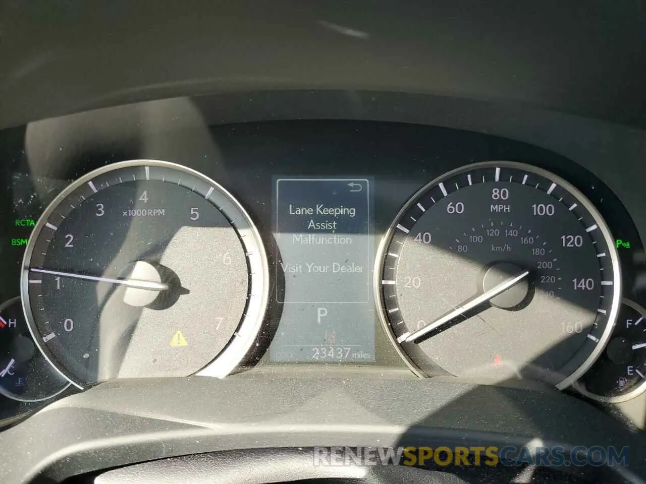 9 Photograph of a damaged car 2T2BZMCA9KC174289 LEXUS RX350 2019