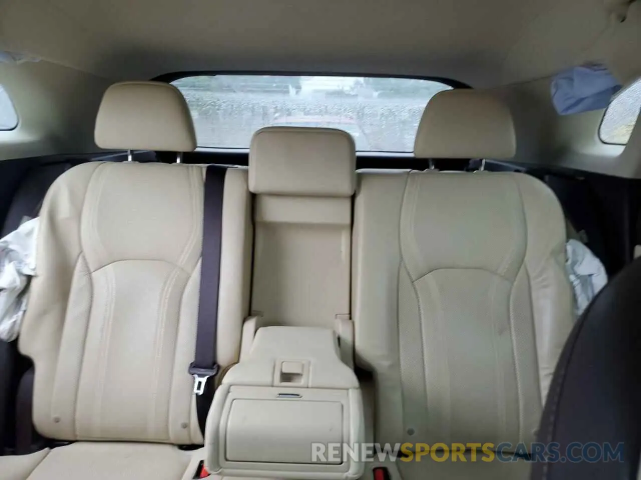 10 Photograph of a damaged car 2T2ZZMCA0KC143978 LEXUS RX350 2019
