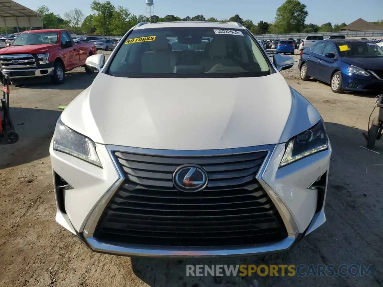 5 Photograph of a damaged car 2T2ZZMCA1KC121505 LEXUS RX350 2019