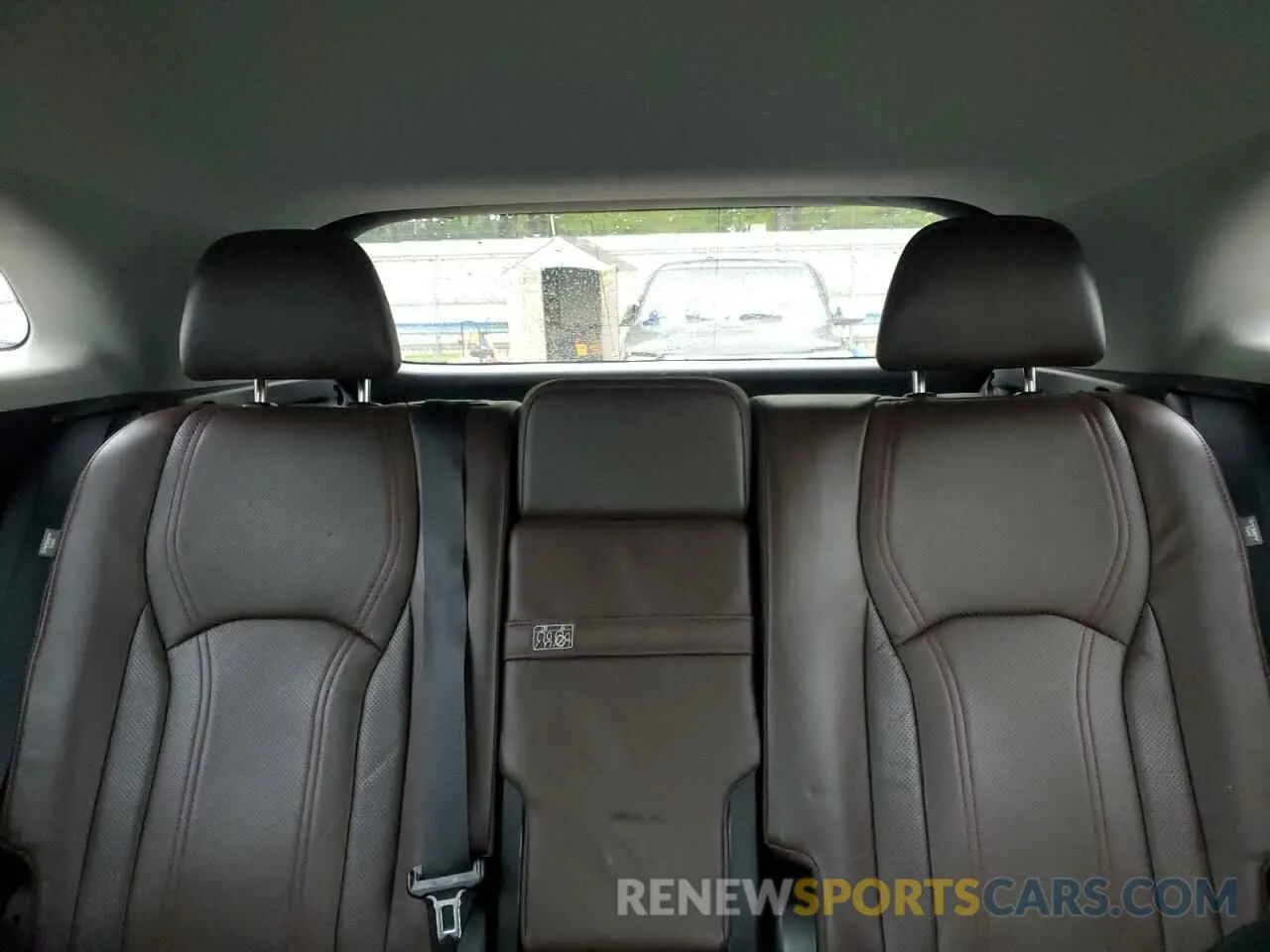 10 Photograph of a damaged car 2T2ZZMCA1KC122766 LEXUS RX350 2019