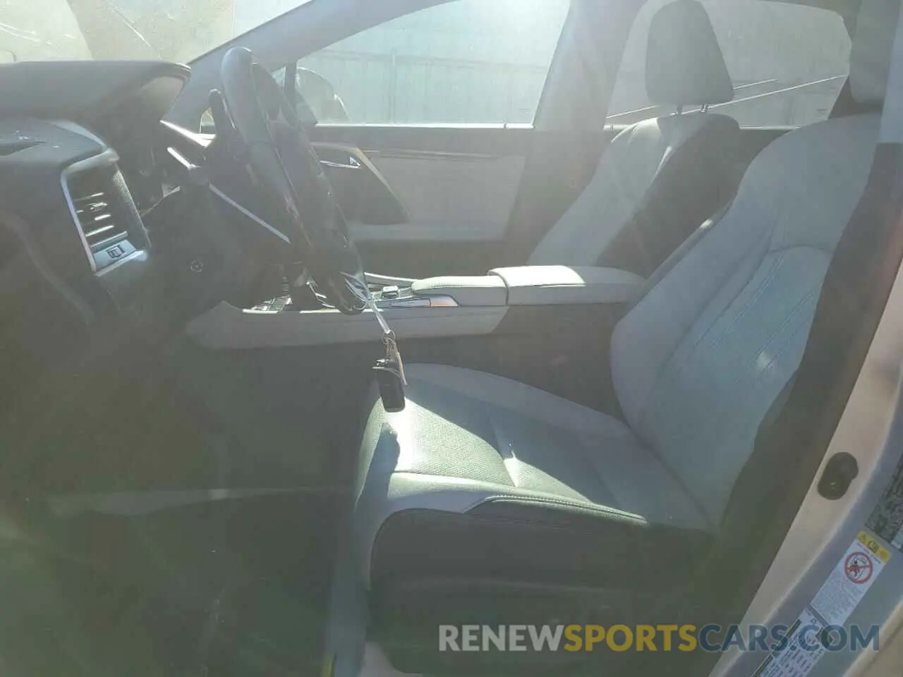 7 Photograph of a damaged car 2T2ZZMCA1KC129541 LEXUS RX350 2019