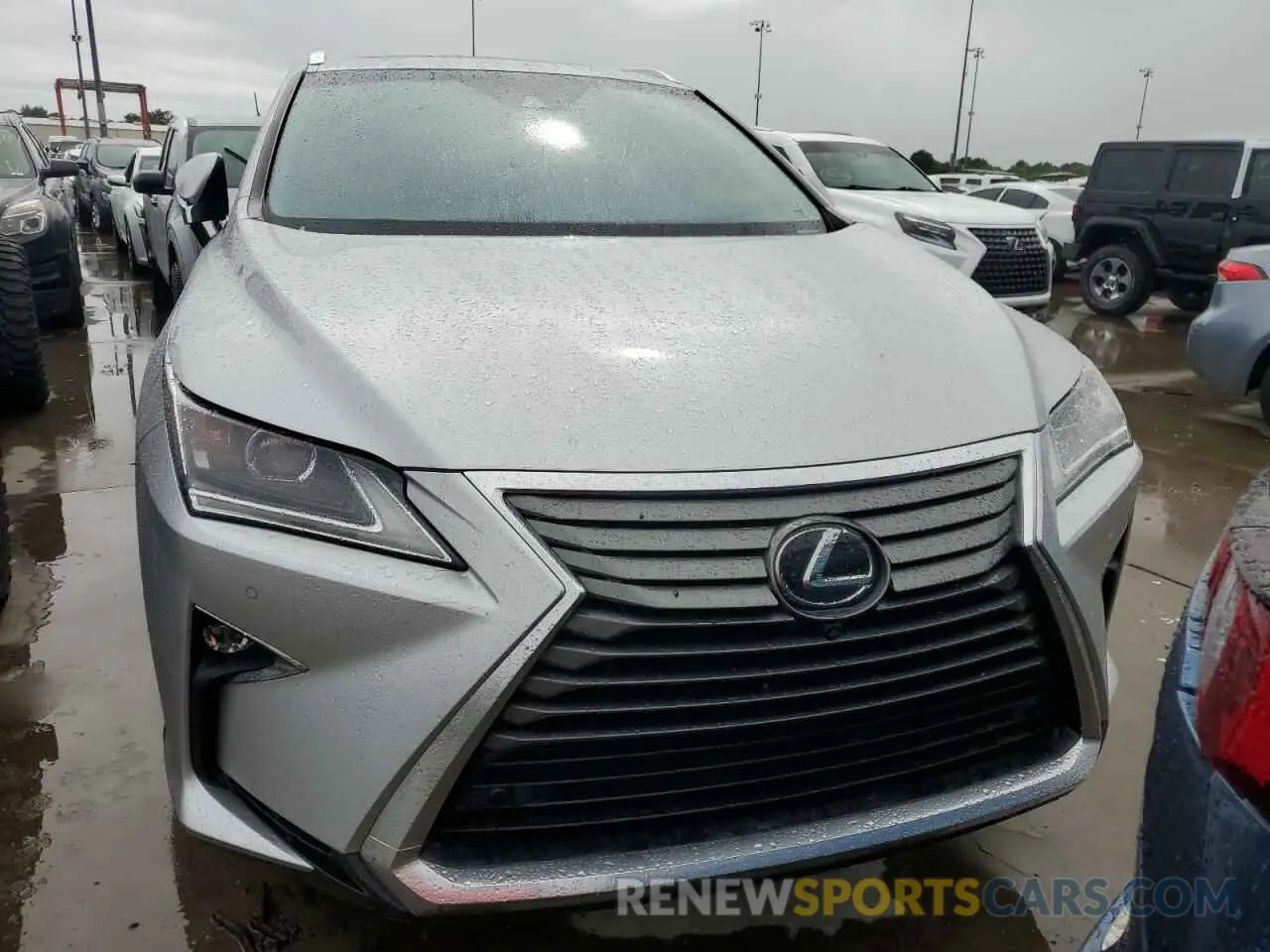 5 Photograph of a damaged car 2T2ZZMCA3KC134286 LEXUS RX350 2019