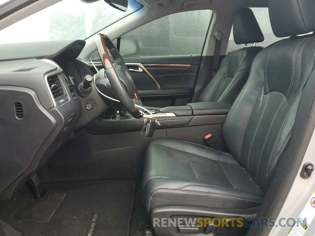 7 Photograph of a damaged car 2T2ZZMCA3KC134286 LEXUS RX350 2019