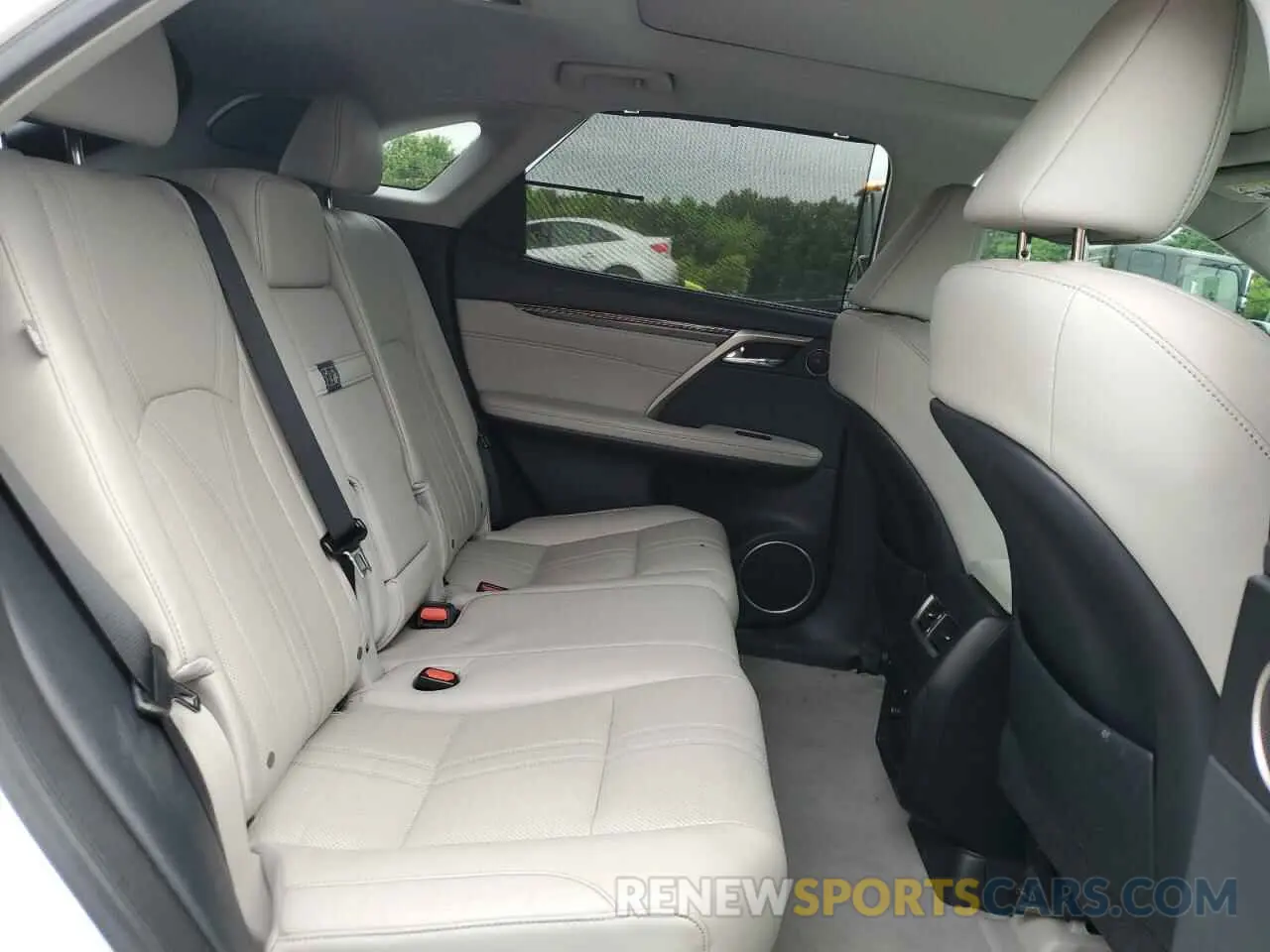 10 Photograph of a damaged car 2T2ZZMCA5KC126223 LEXUS RX350 2019
