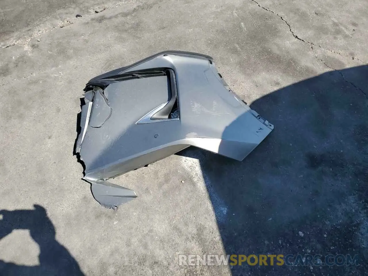 15 Photograph of a damaged car 2T2ZZMCA6KC119796 LEXUS RX350 2019
