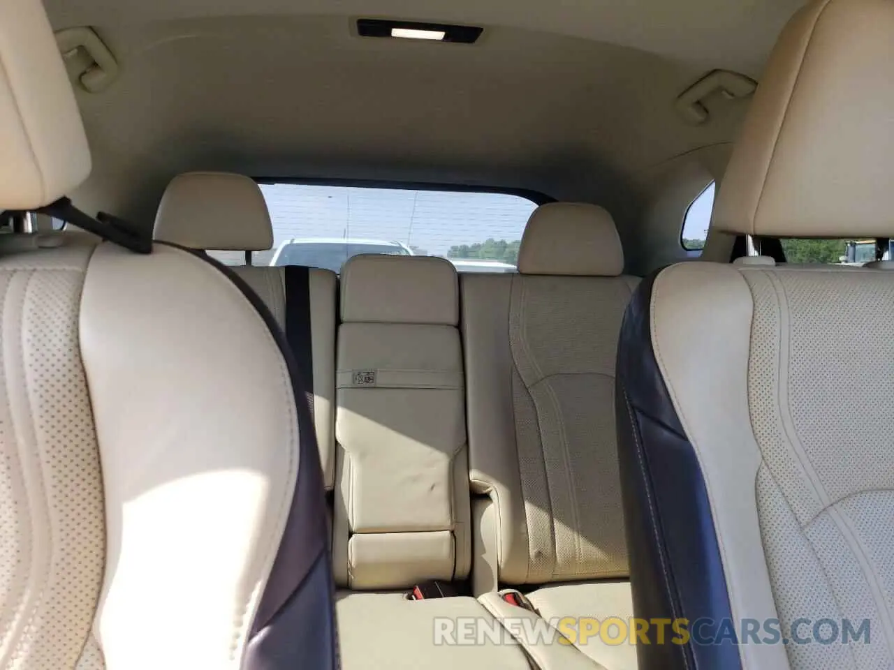 10 Photograph of a damaged car 2T2ZZMCA7KC119161 LEXUS RX350 2019