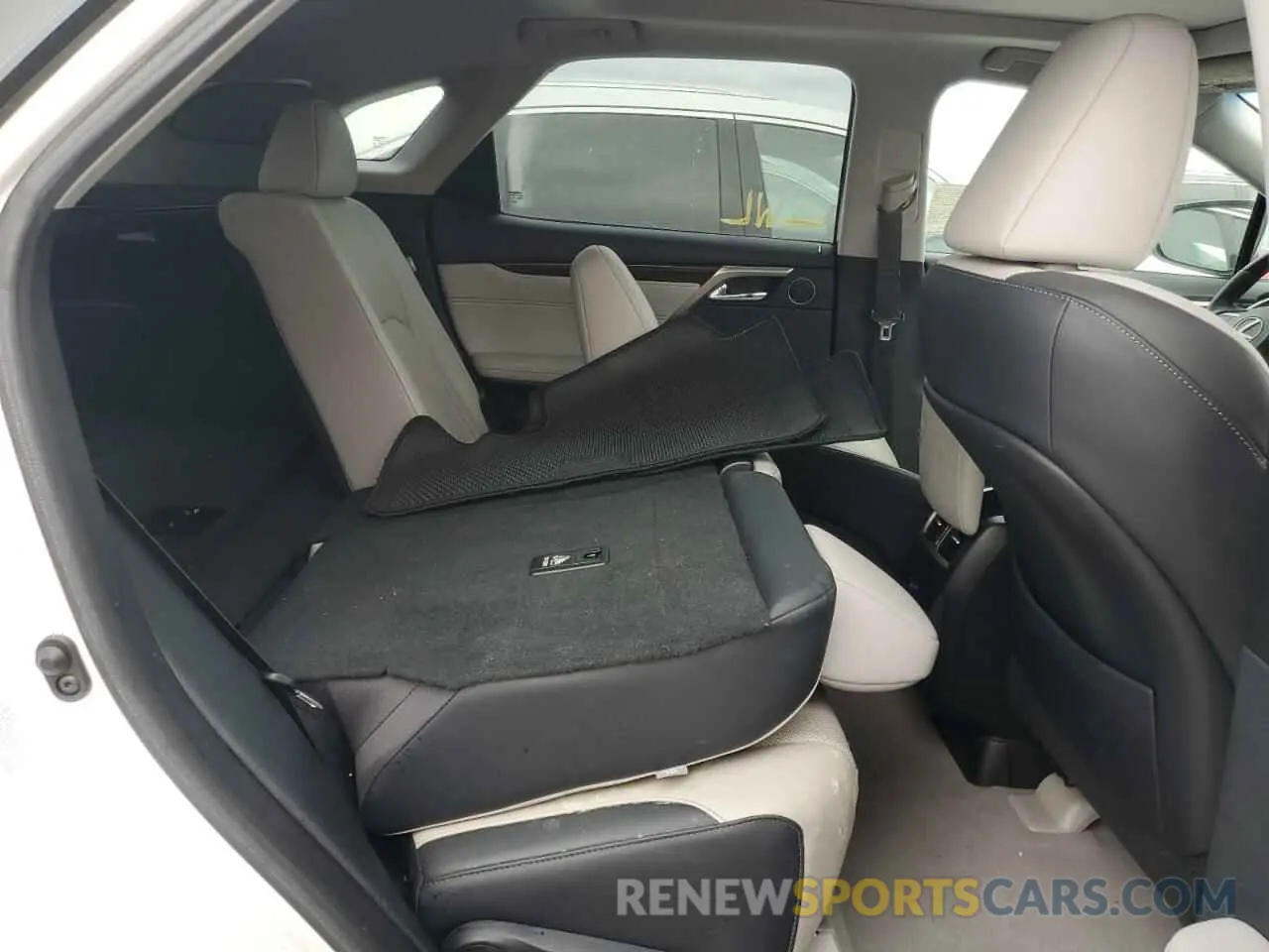 11 Photograph of a damaged car 2T2ZZMCA7KC134002 LEXUS RX350 2019