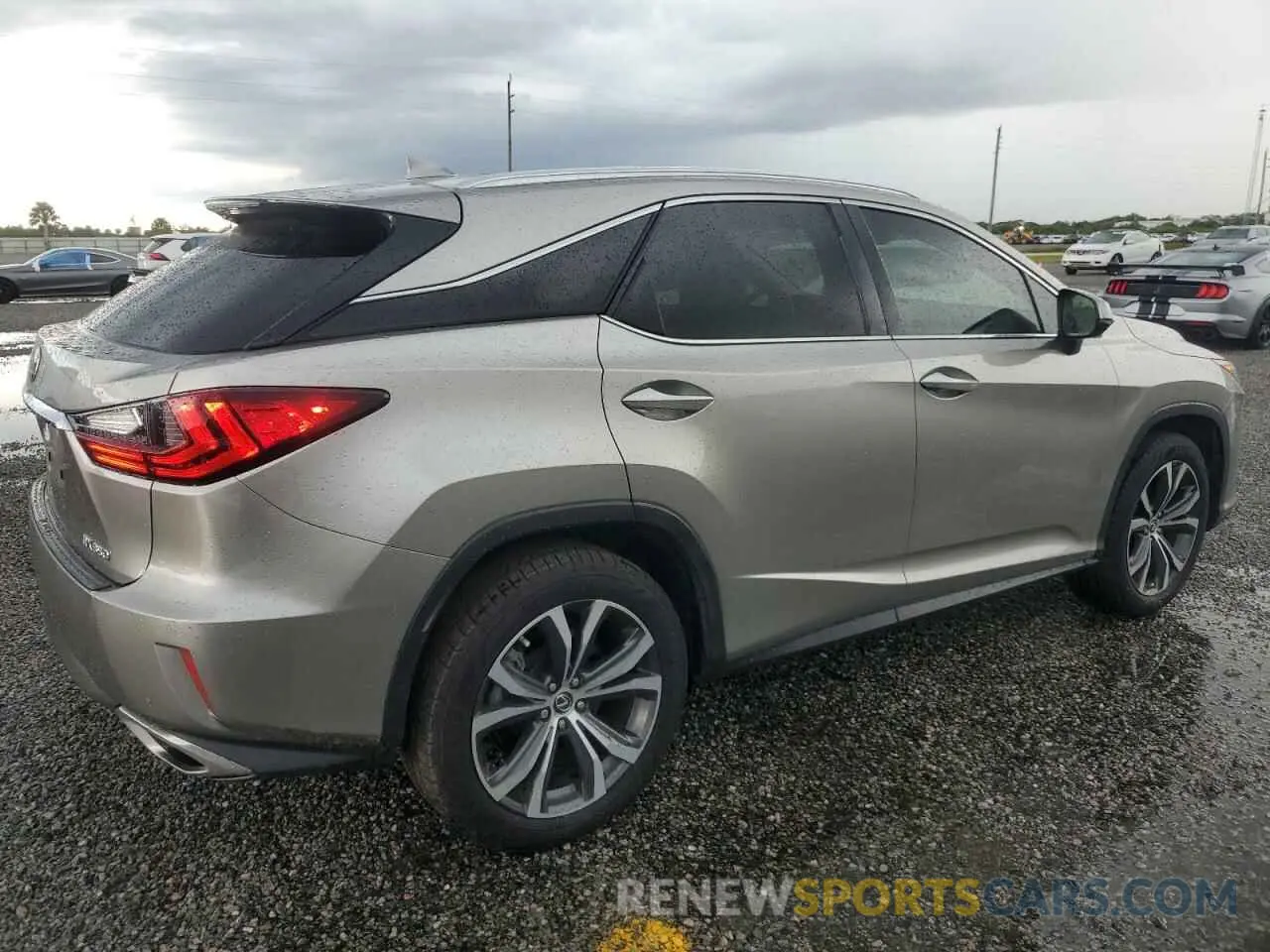 3 Photograph of a damaged car 2T2ZZMCA8KC133960 LEXUS RX350 2019