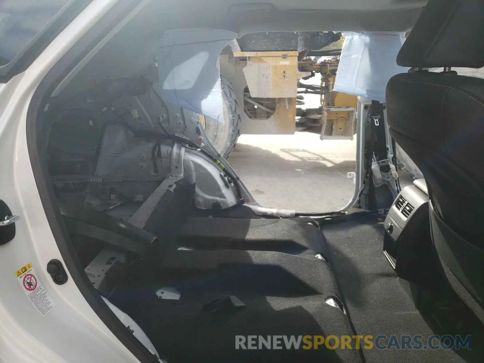 6 Photograph of a damaged car 2T2ZZMCA8KC144604 LEXUS RX350 2019