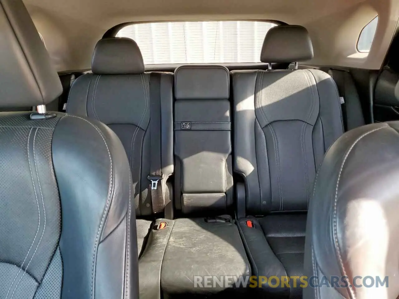 10 Photograph of a damaged car 2T2ZZMCA9KC150704 LEXUS RX350 2019