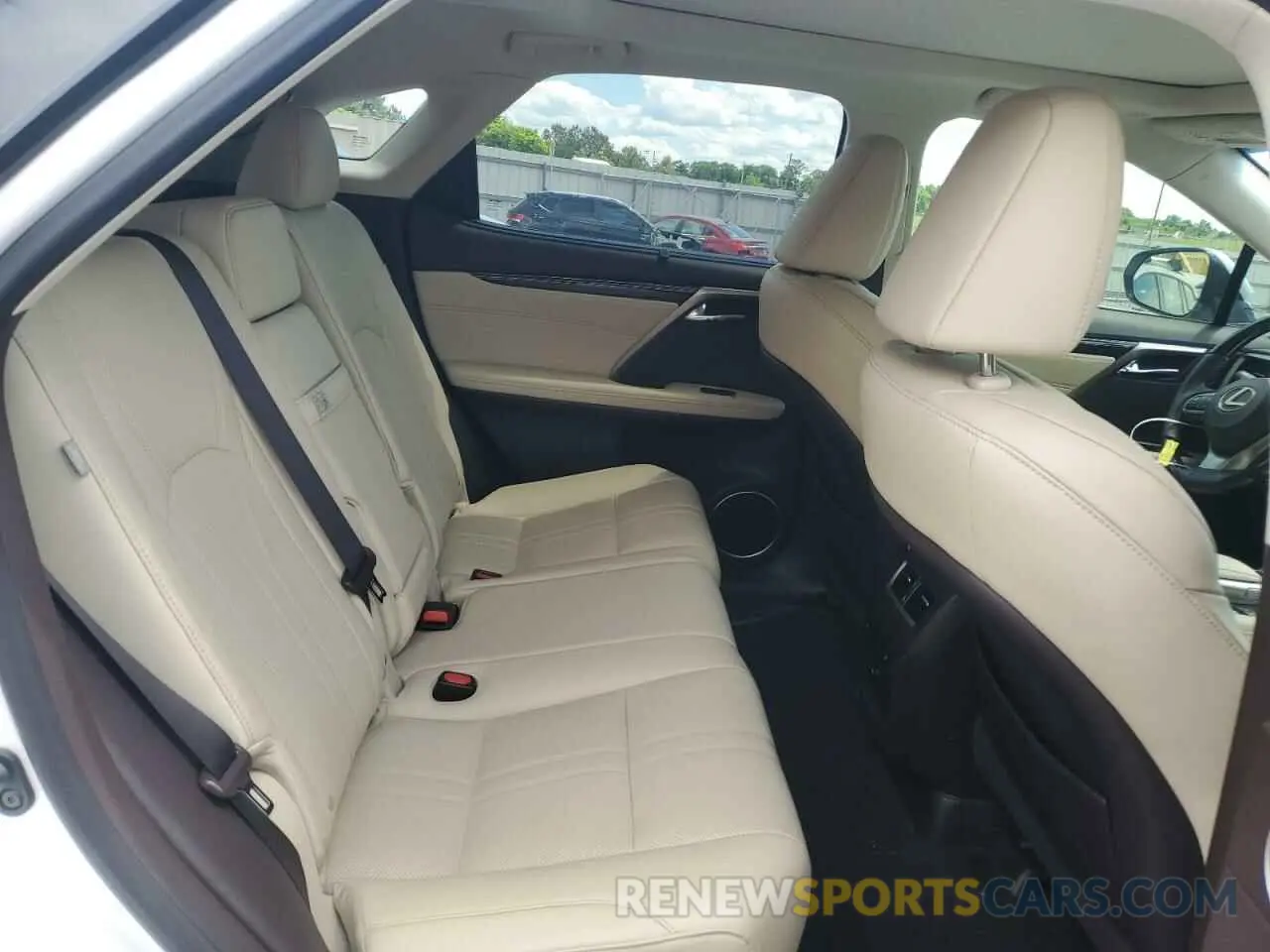 10 Photograph of a damaged car 2T2ZZMCAXKC118456 LEXUS RX350 2019