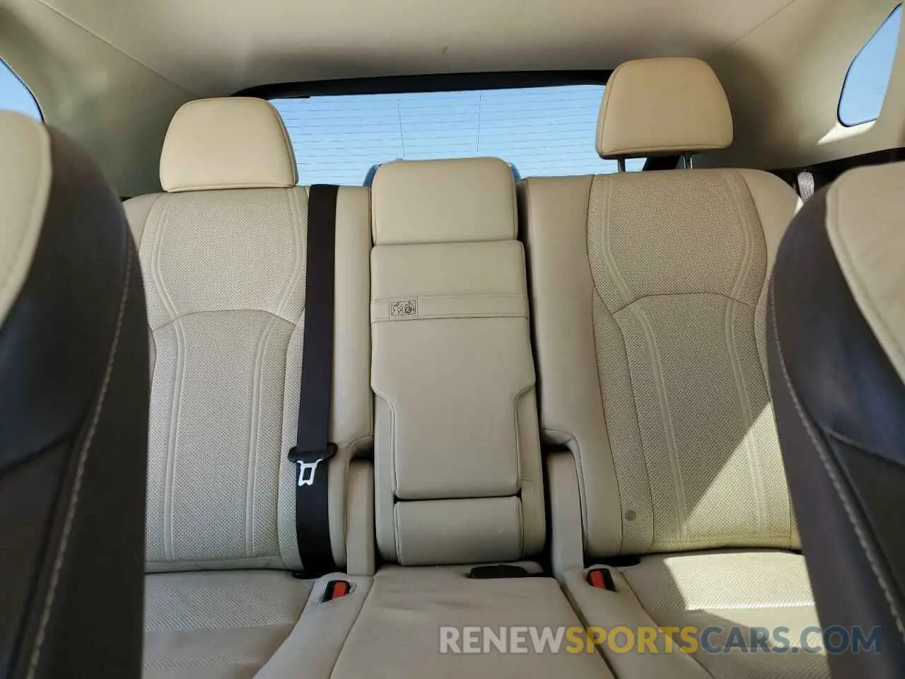10 Photograph of a damaged car JTJBZMCA3K2038384 LEXUS RX350 2019