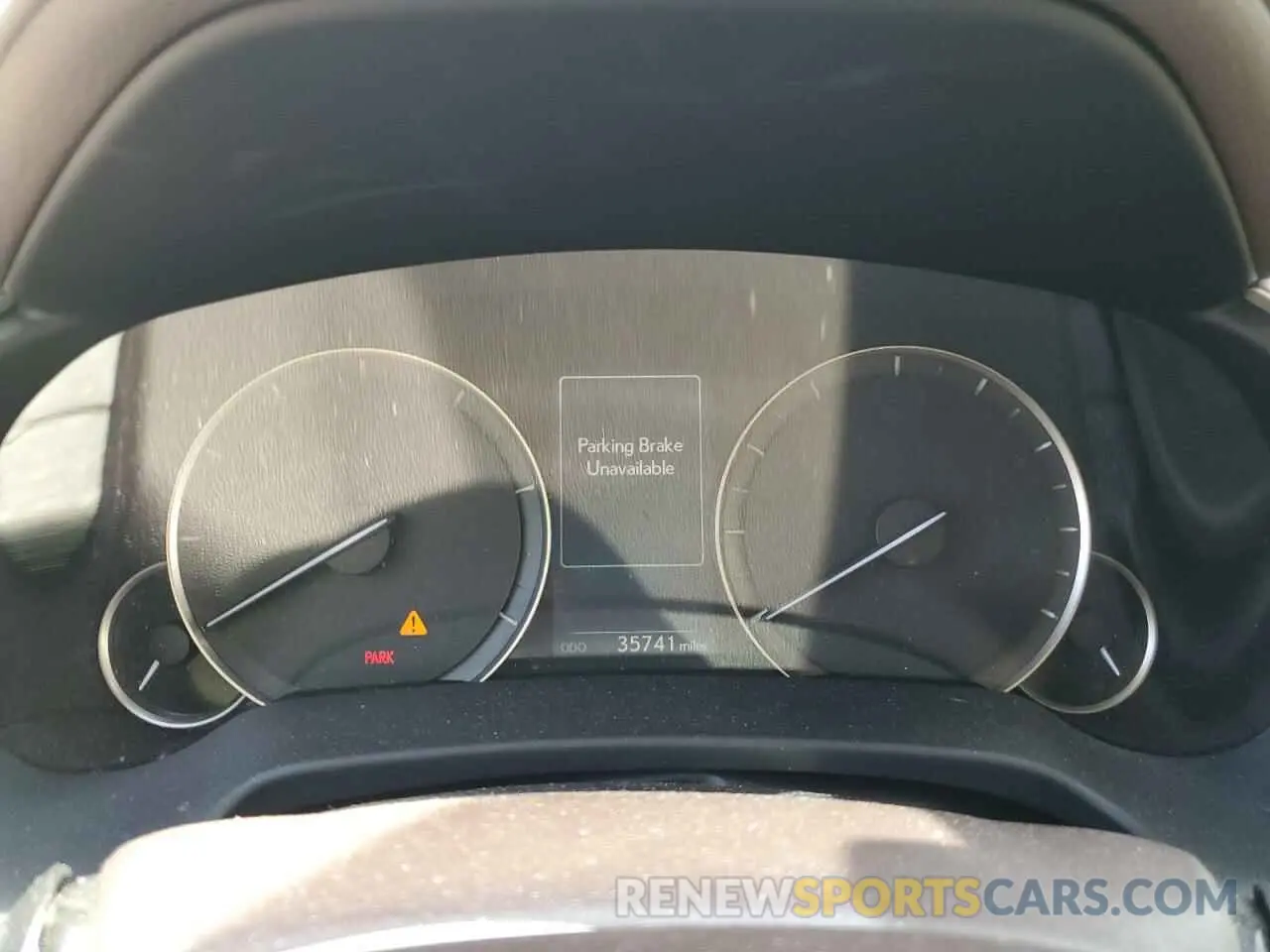 9 Photograph of a damaged car JTJBZMCA5K2041190 LEXUS RX350 2019