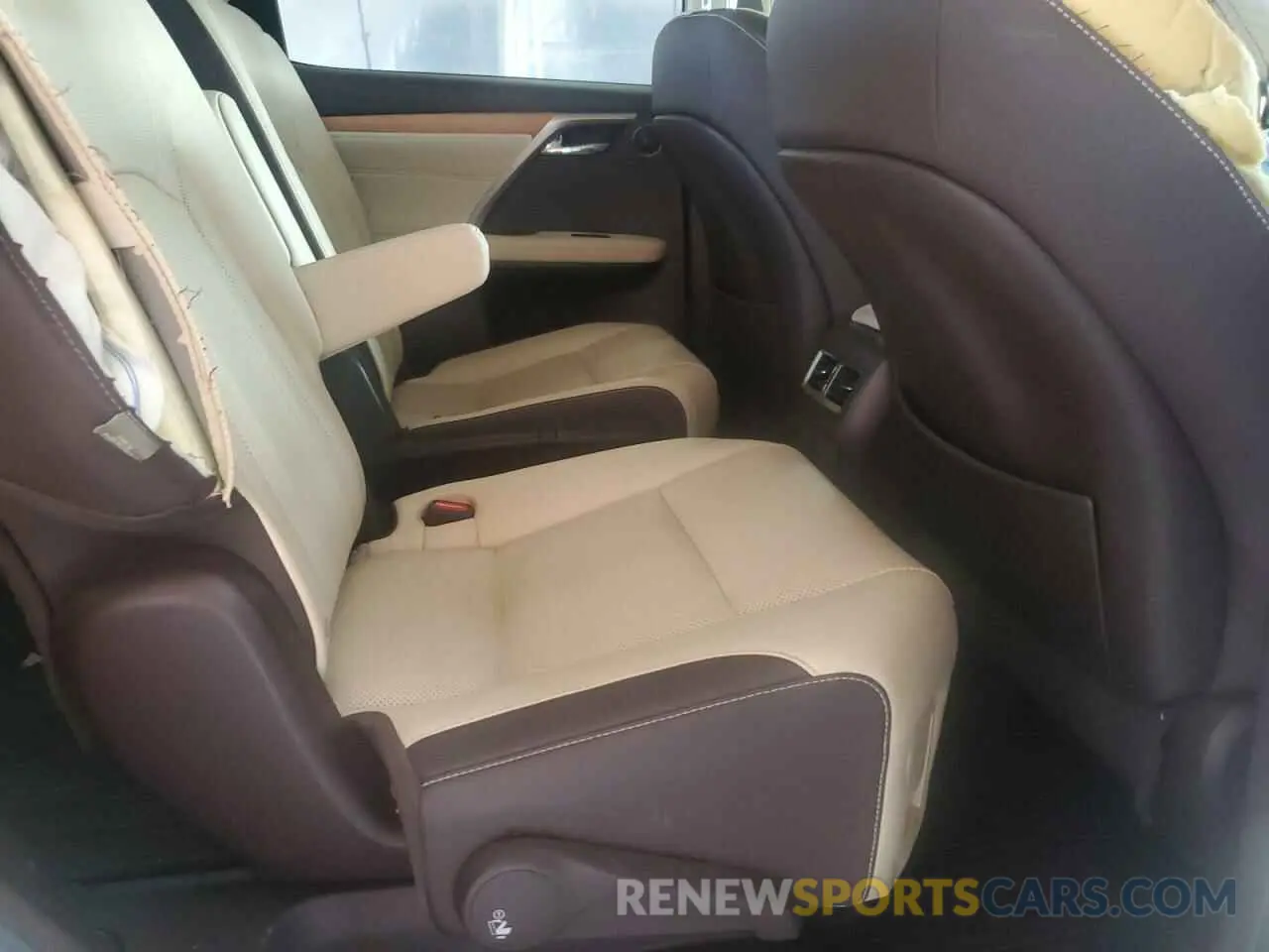 11 Photograph of a damaged car JTJDZKCA0K2020664 LEXUS RX350 2019