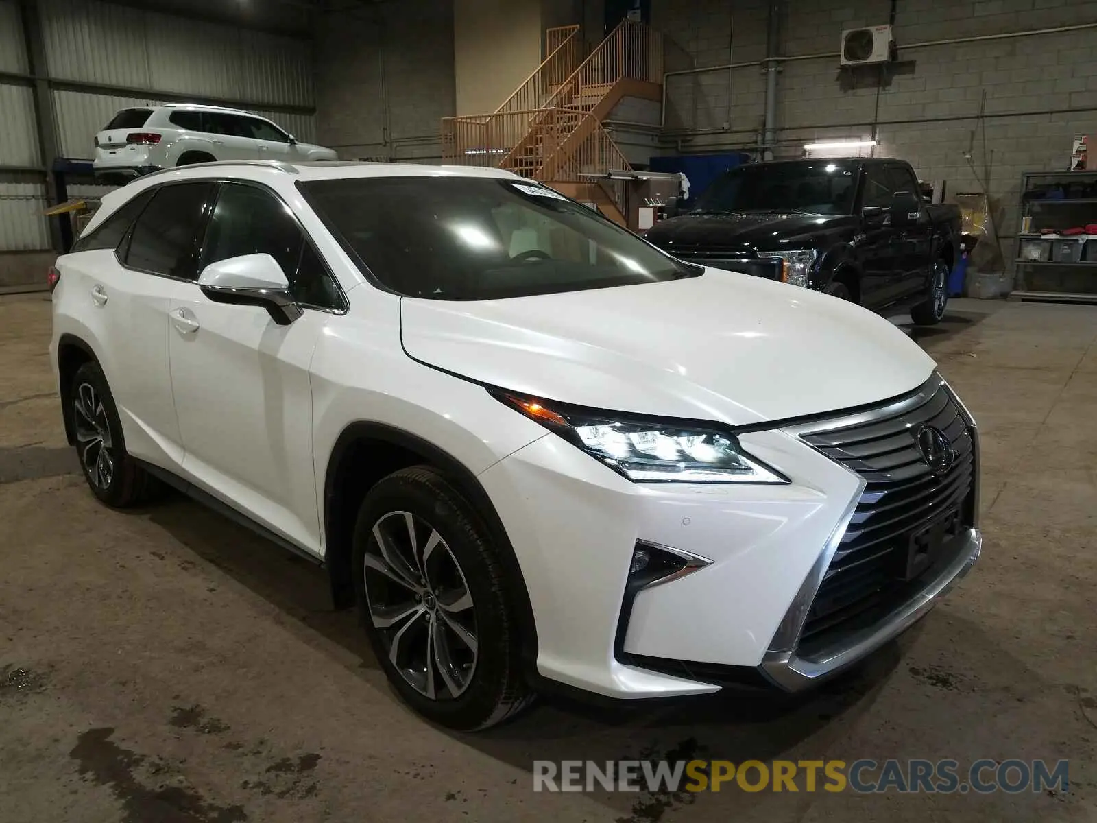 1 Photograph of a damaged car JTJDZKCA4K2016830 LEXUS RX350 2019