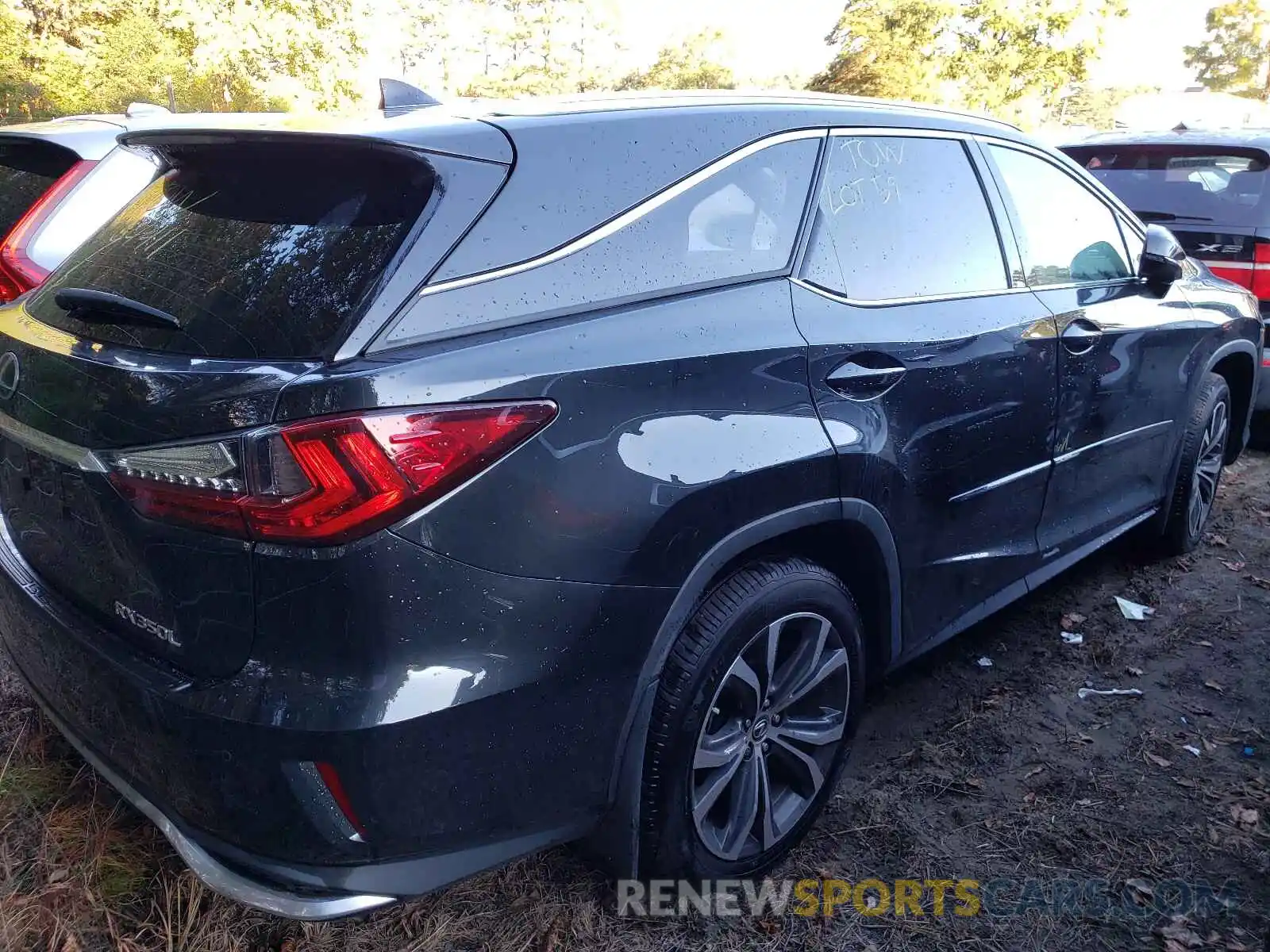 4 Photograph of a damaged car JTJDZKCA6K2017963 LEXUS RX350 2019