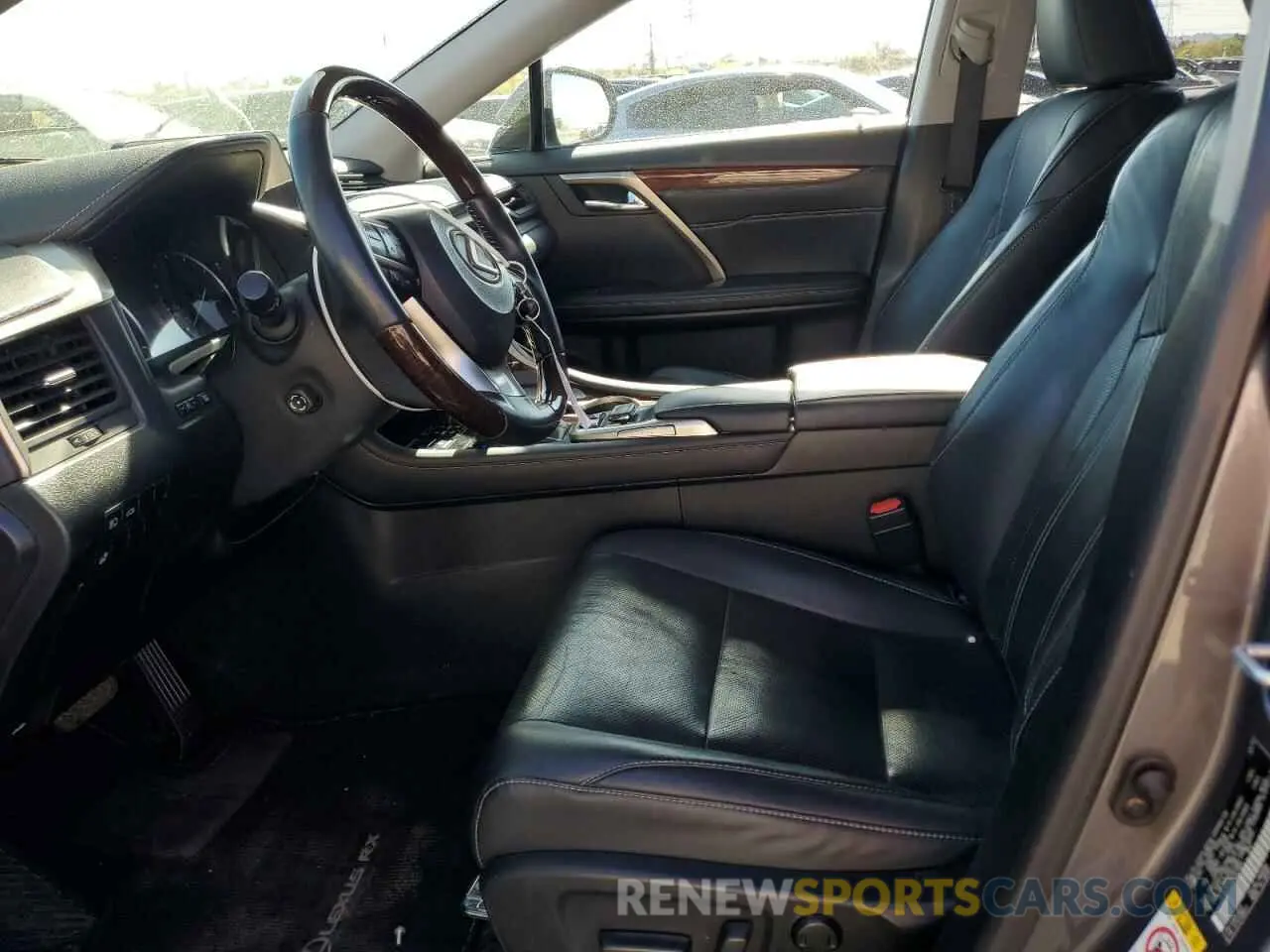 7 Photograph of a damaged car JTJDZKCA8K2018841 LEXUS RX350 2019