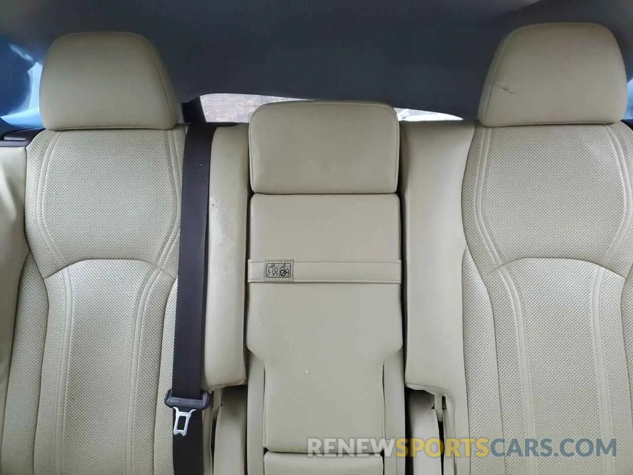 10 Photograph of a damaged car JTJDZKCAXK2016735 LEXUS RX350 2019