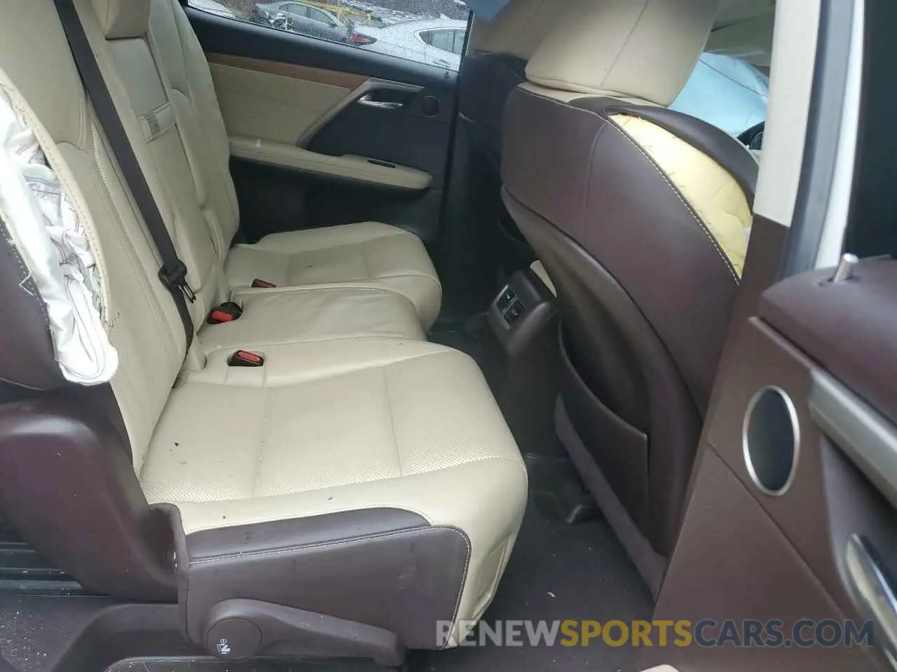 11 Photograph of a damaged car JTJDZKCAXK2016735 LEXUS RX350 2019