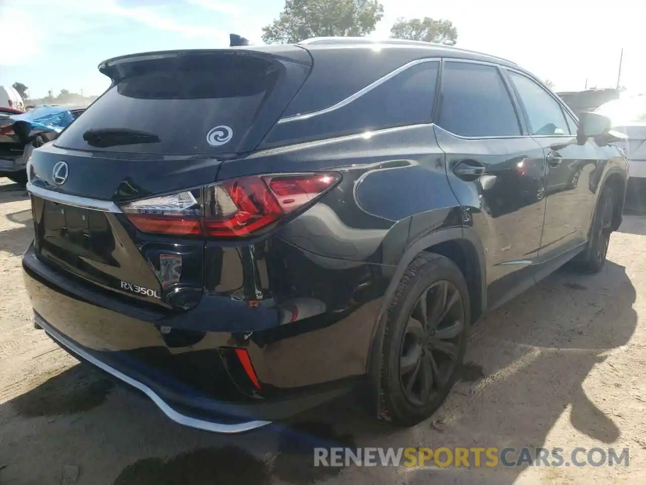 4 Photograph of a damaged car JTJDZKCAXK2018193 LEXUS RX350 2019