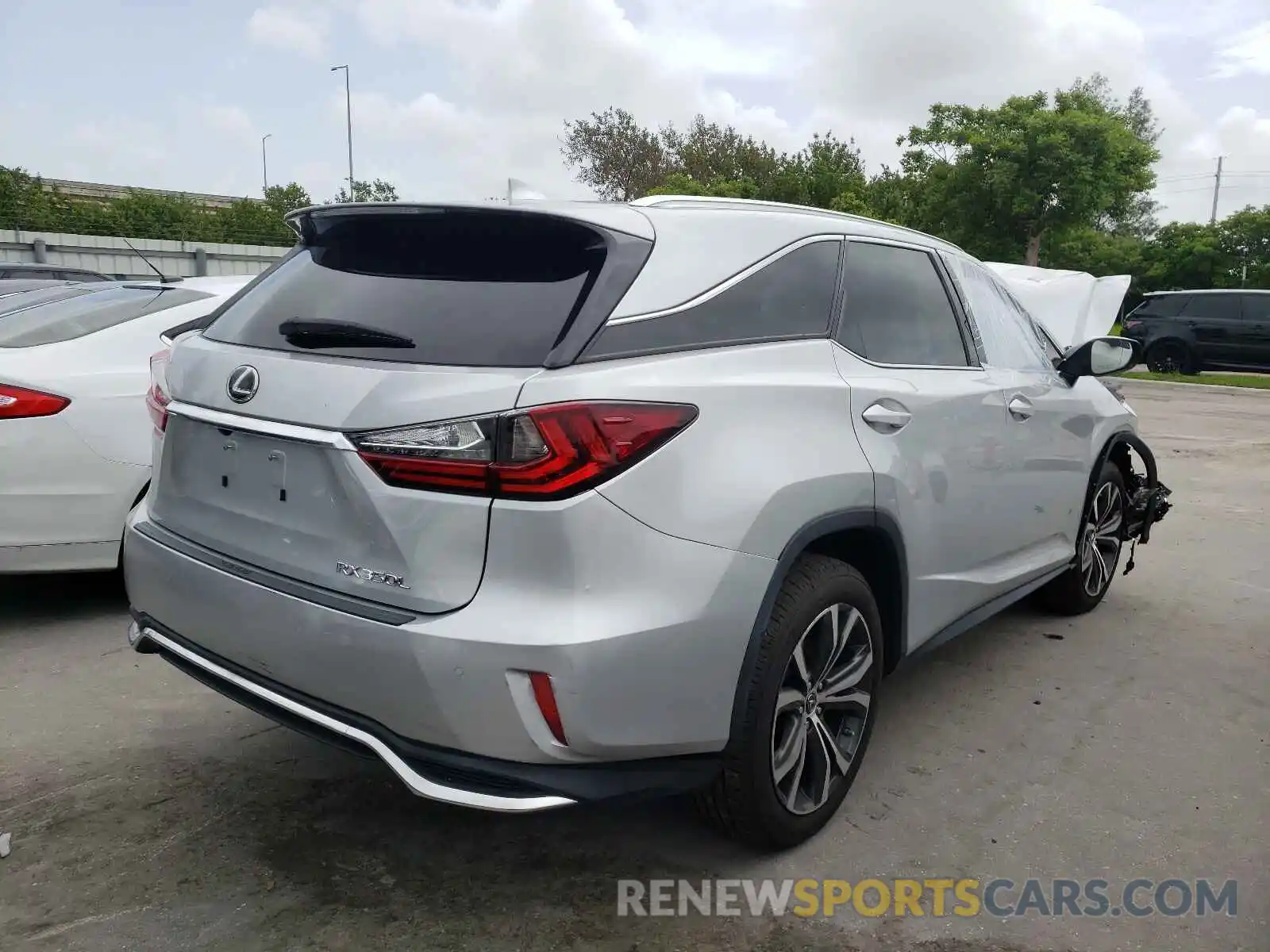 4 Photograph of a damaged car JTJGZKCA6K2011402 LEXUS RX350 2019