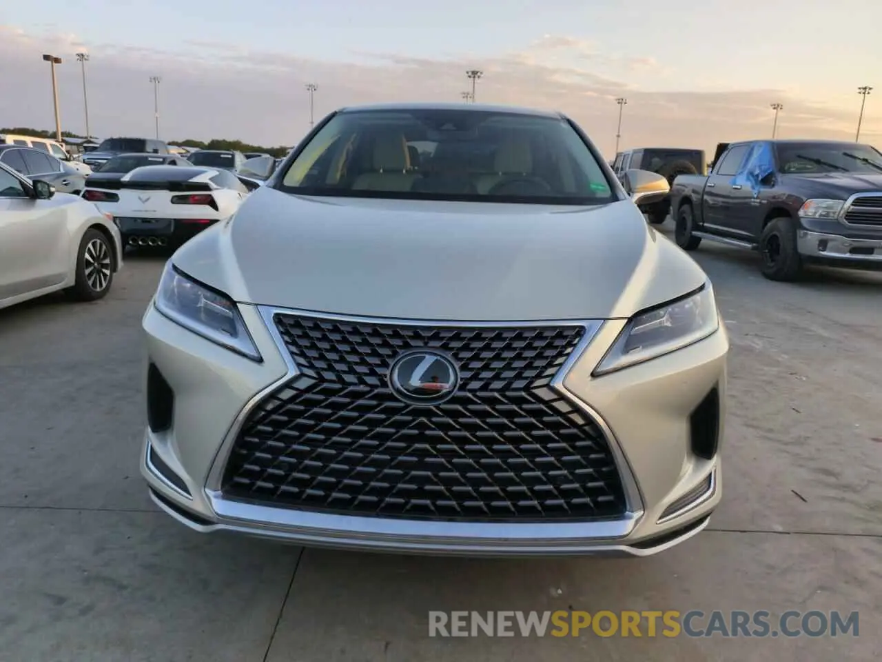 5 Photograph of a damaged car 2T2AZMAA1LC181348 LEXUS RX350 2020
