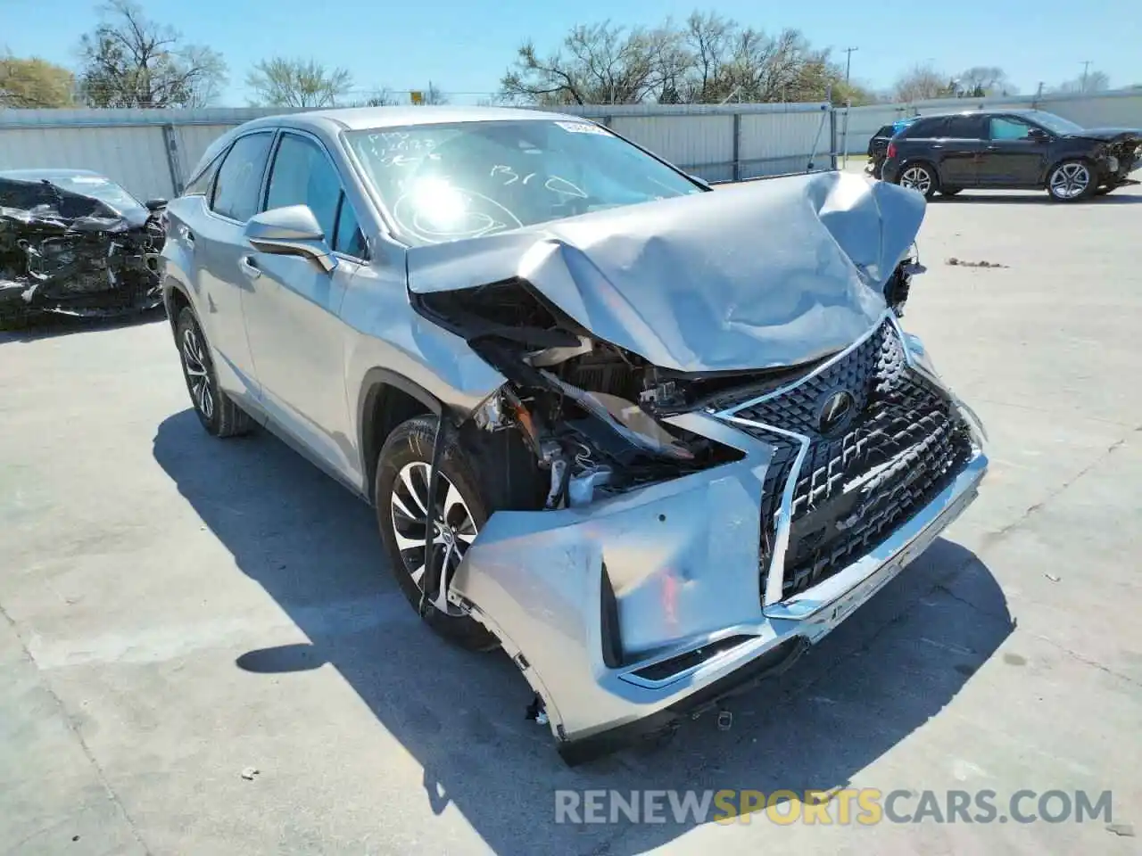 1 Photograph of a damaged car 2T2AZMAAXLC173796 LEXUS RX350 2020