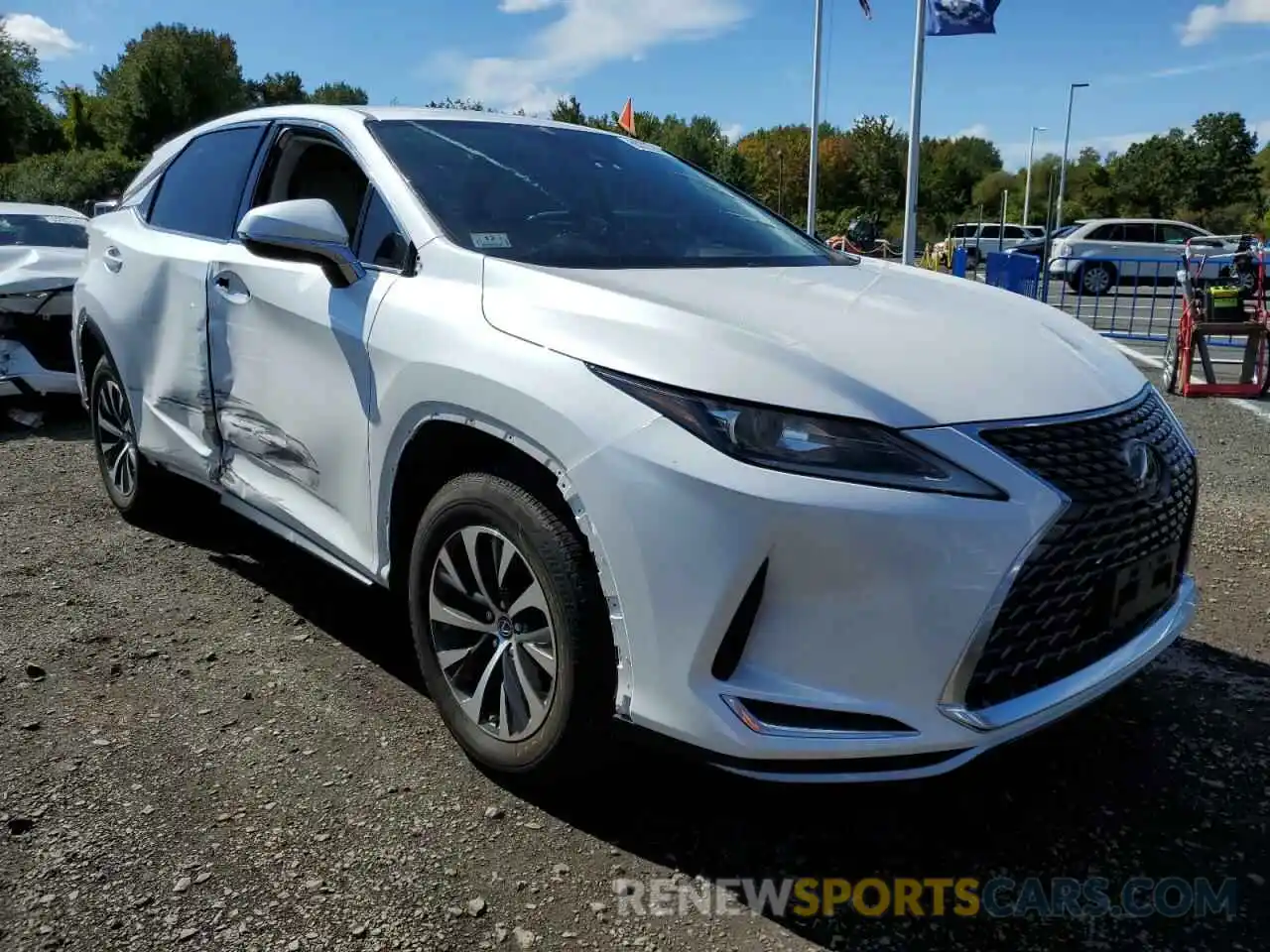 1 Photograph of a damaged car 2T2AZMDA6LC227042 LEXUS RX350 2020