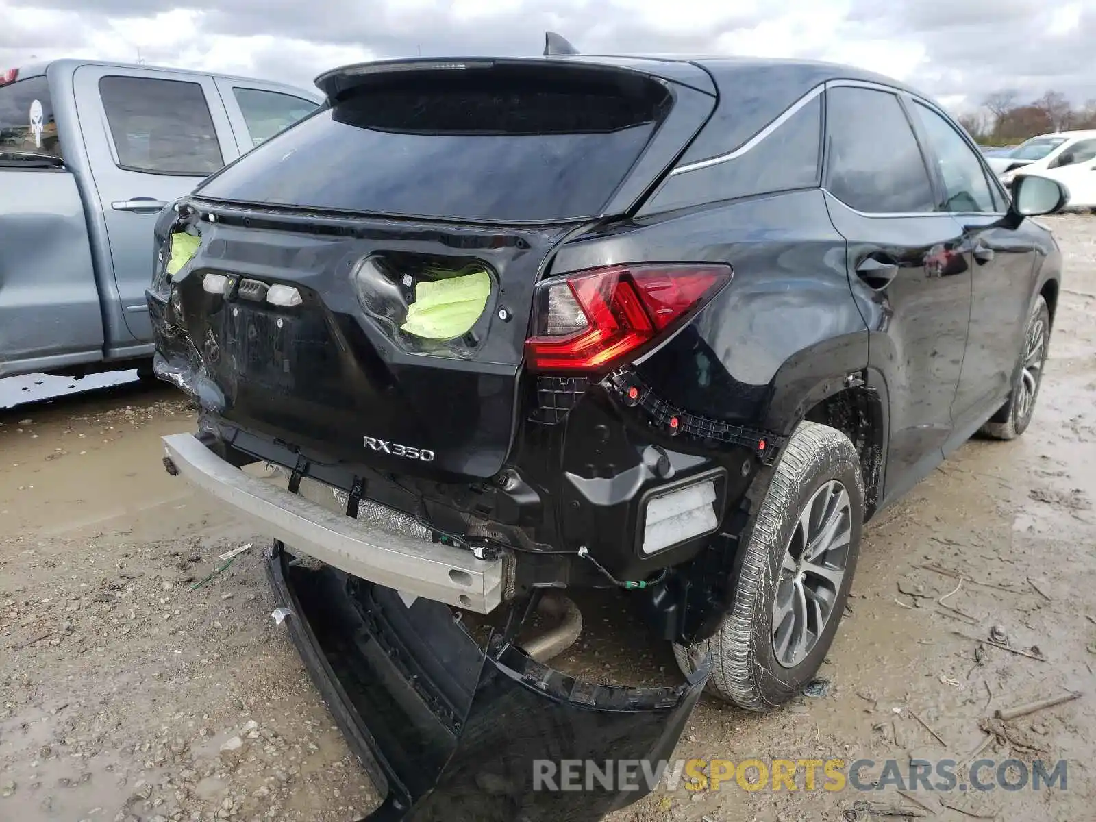 4 Photograph of a damaged car 2T2AZMDA7LC222576 LEXUS RX350 2020