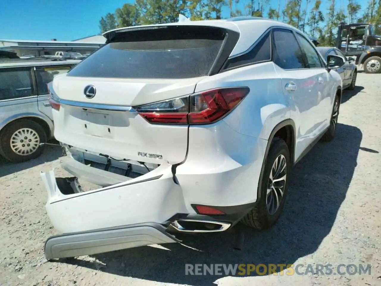 4 Photograph of a damaged car 2T2AZMDA7LC249664 LEXUS RX350 2020