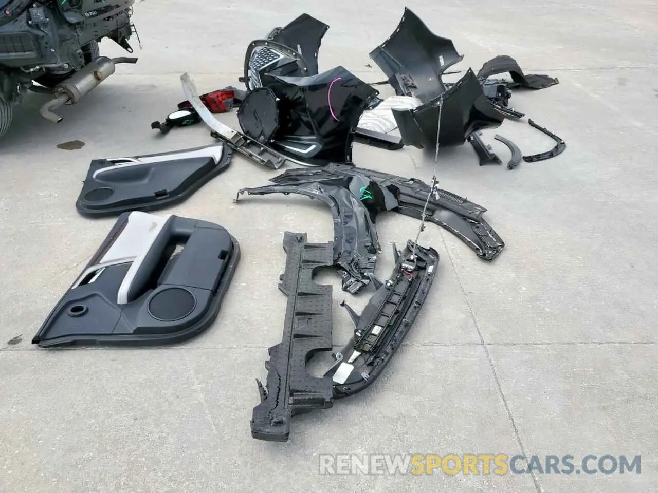 13 Photograph of a damaged car 2T2HZMAA0LC161879 LEXUS RX350 2020