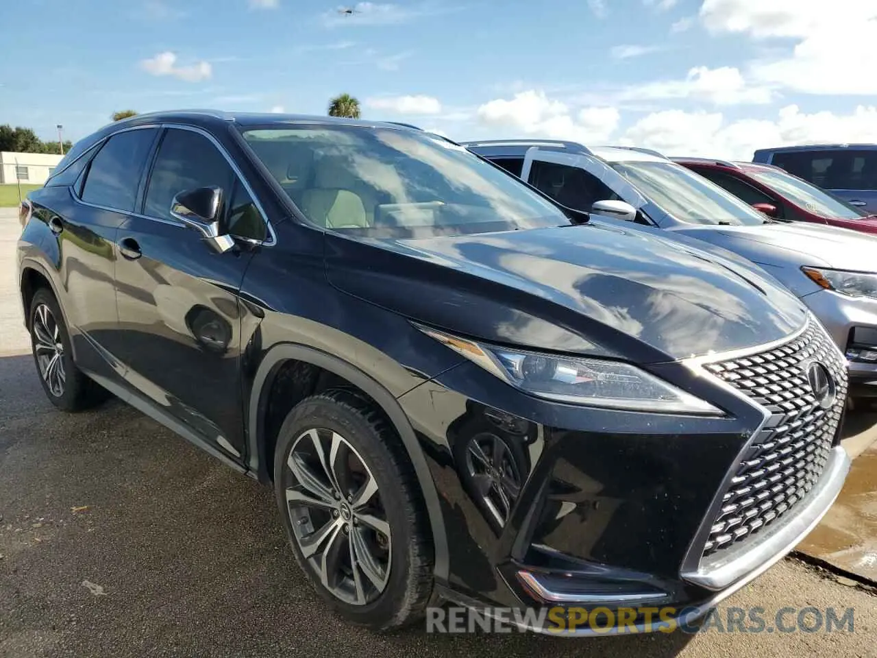 4 Photograph of a damaged car 2T2HZMAA2LC179932 LEXUS RX350 2020
