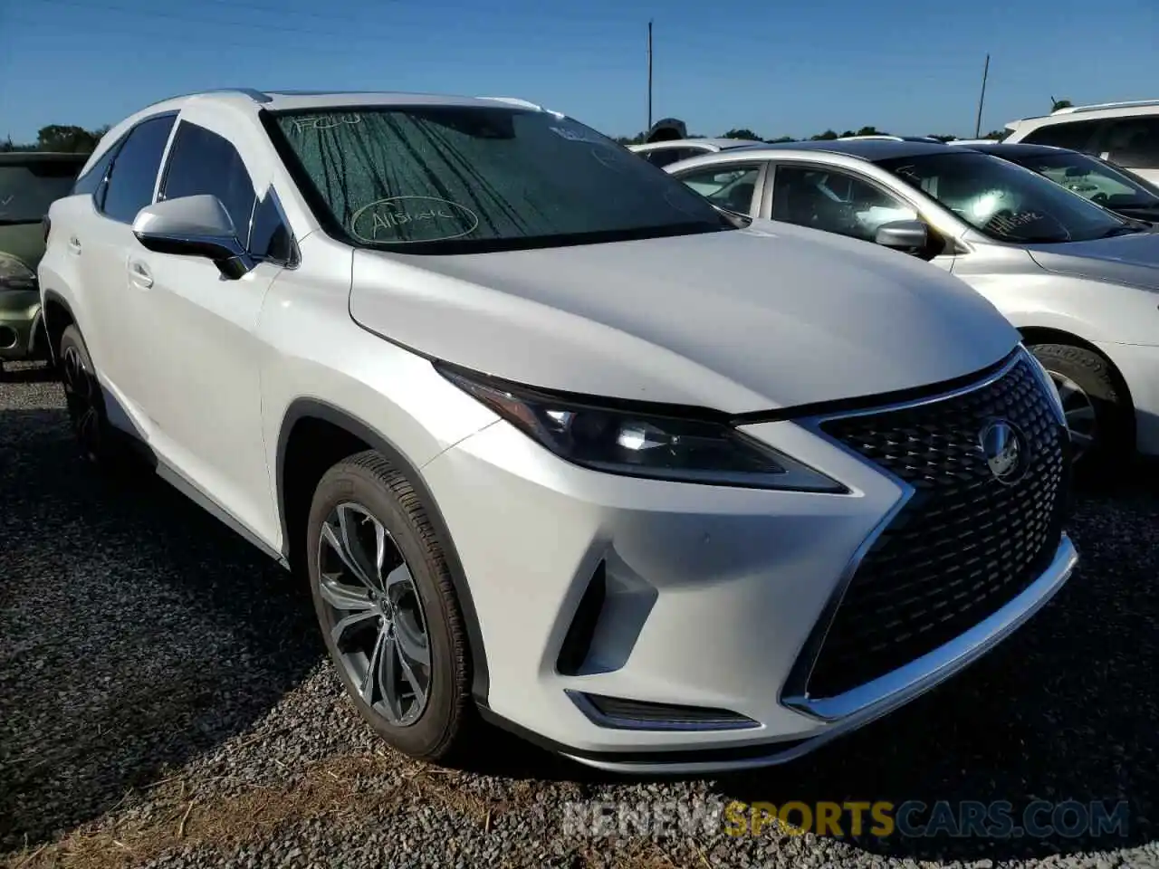 1 Photograph of a damaged car 2T2HZMAA6LC160378 LEXUS RX350 2020