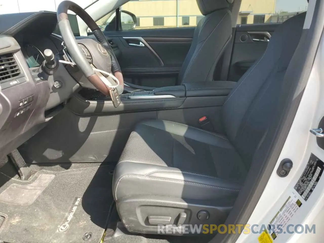 7 Photograph of a damaged car 2T2HZMAA7LC163189 LEXUS RX350 2020