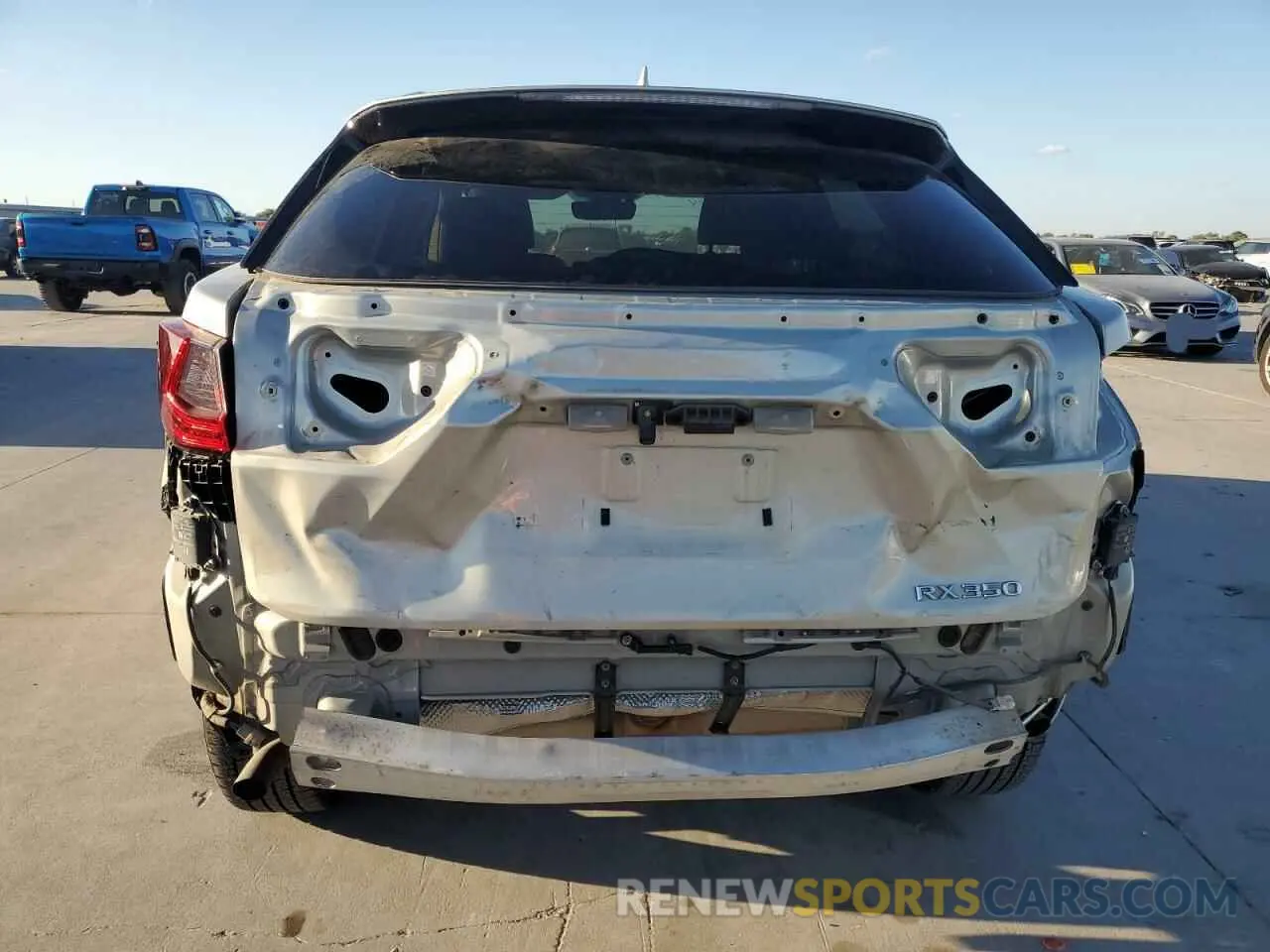 6 Photograph of a damaged car 2T2HZMAA9LC163159 LEXUS RX350 2020
