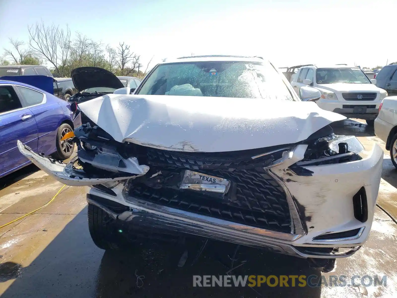 9 Photograph of a damaged car 2T2HZMAA9LC175392 LEXUS RX350 2020