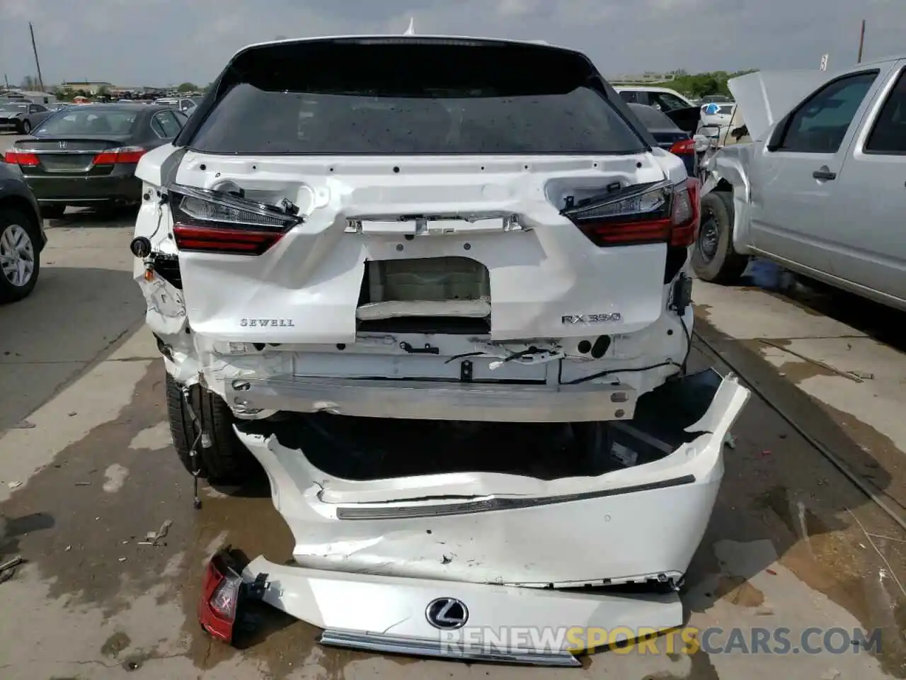 9 Photograph of a damaged car 2T2HZMAA9LC176056 LEXUS RX350 2020