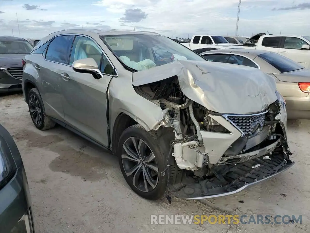 4 Photograph of a damaged car 2T2HZMAA9LC178602 LEXUS RX350 2020