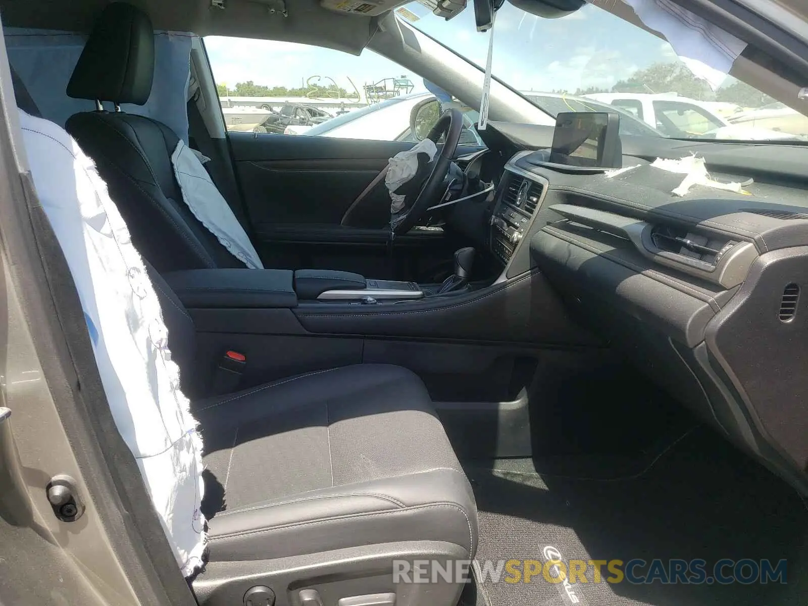 5 Photograph of a damaged car 2T2HZMAAXLC174624 LEXUS RX350 2020