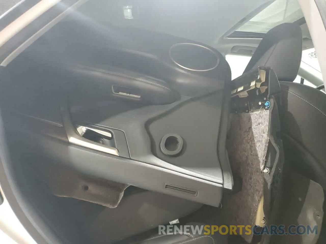 11 Photograph of a damaged car 2T2HZMDA2LC225657 LEXUS RX350 2020