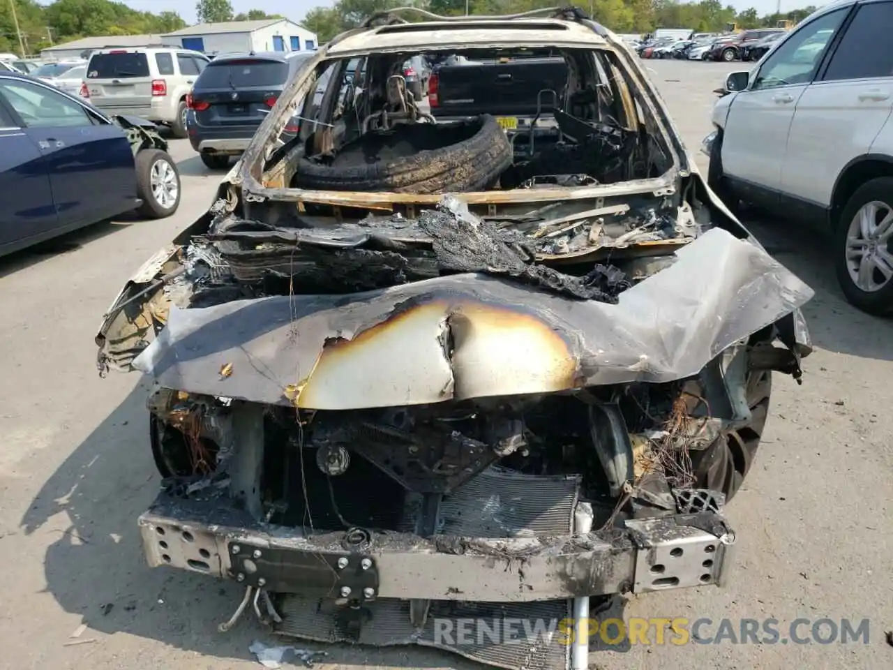 9 Photograph of a damaged car 2T2HZMDA2LC234178 LEXUS RX350 2020